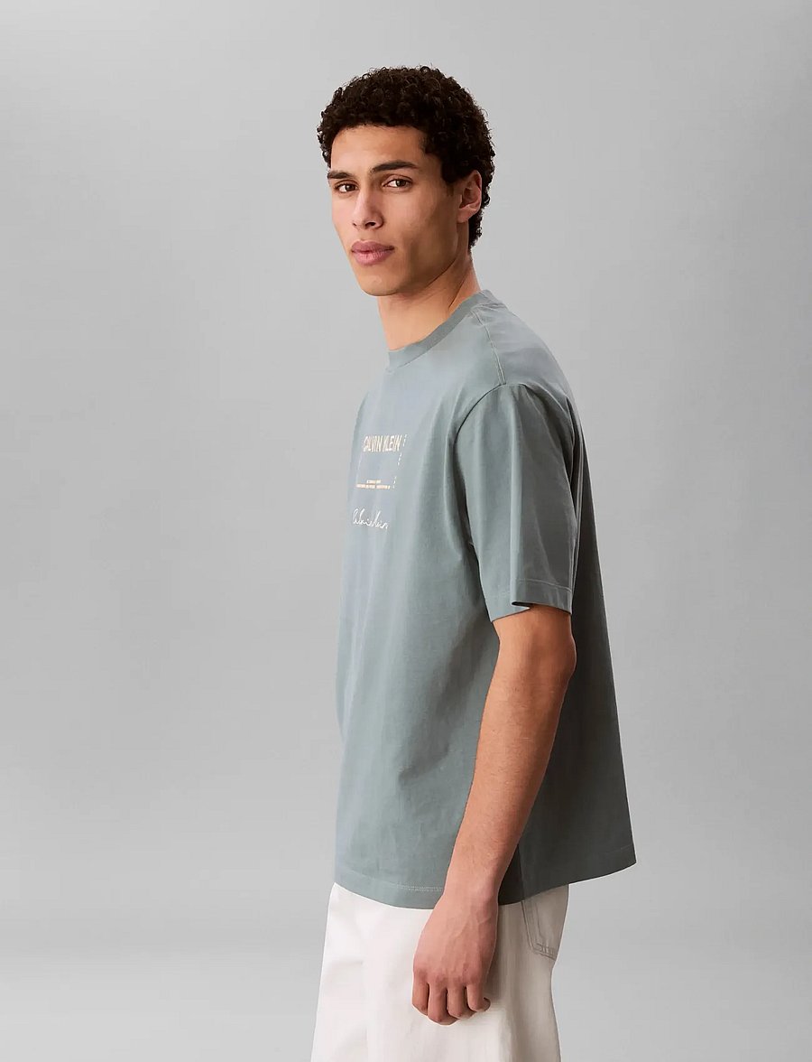 Calvin Klein Jeans - 16S APRIL GRAPHIC SEASONAL FASHI - short-sleeved t-shirts - frosted spruce - 4
