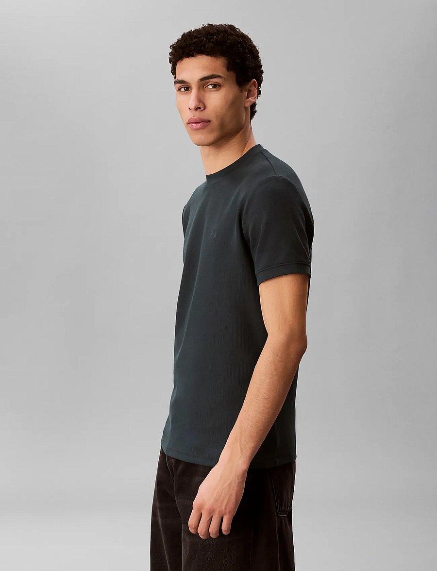 Calvin Klein Jeans - SS SLIM MICRO WAFFLE CREWNK TEE - kortærmede t-shirts - dark teal - 4