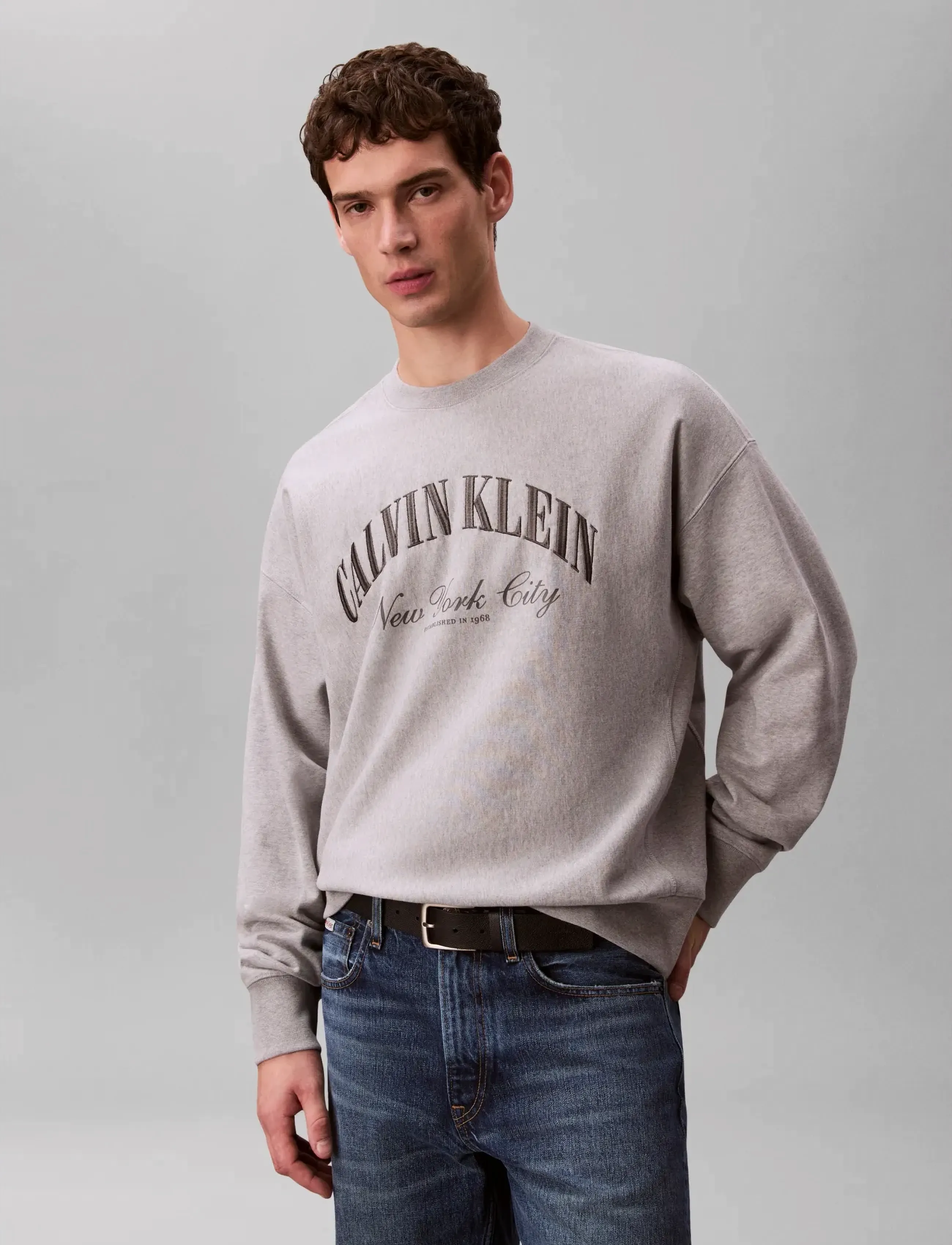 Calvin Klein Jeans - LS PREMIUM TERRY CALVIN COLLEGIA - shop efter stil - heroic grey htr - 3