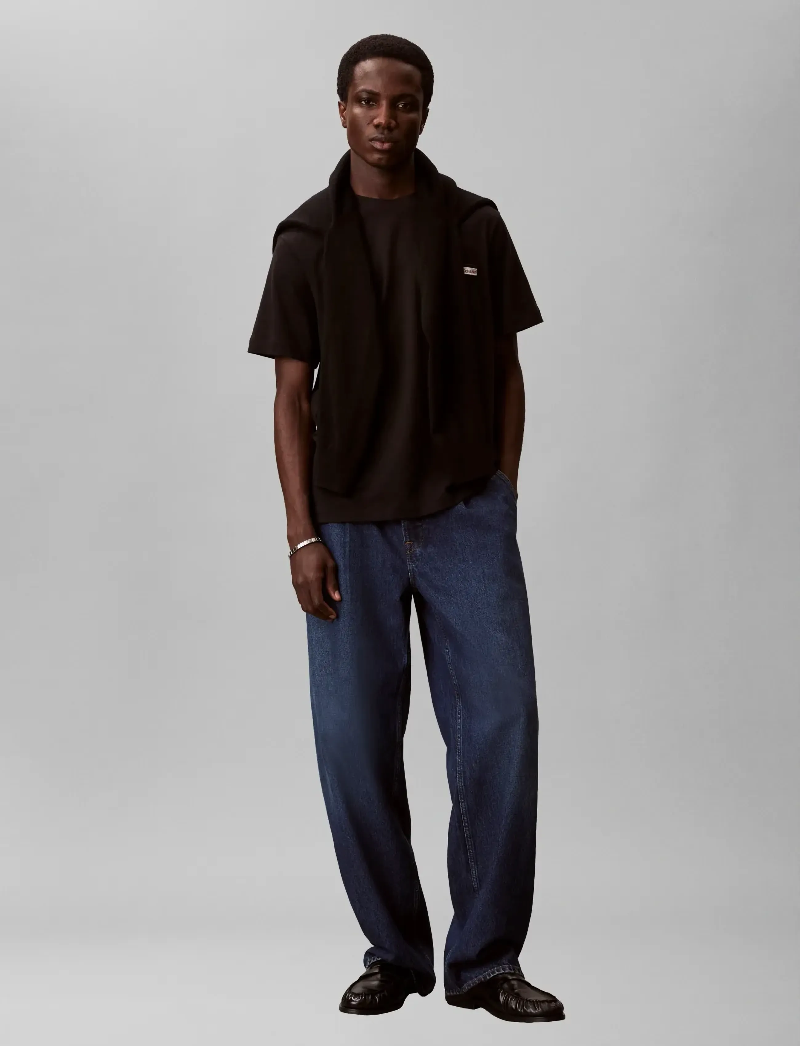 Calvin Klein Jeans SS 20S JERSEY EASY COIN POCKET T - Nyheter - BLACK / black