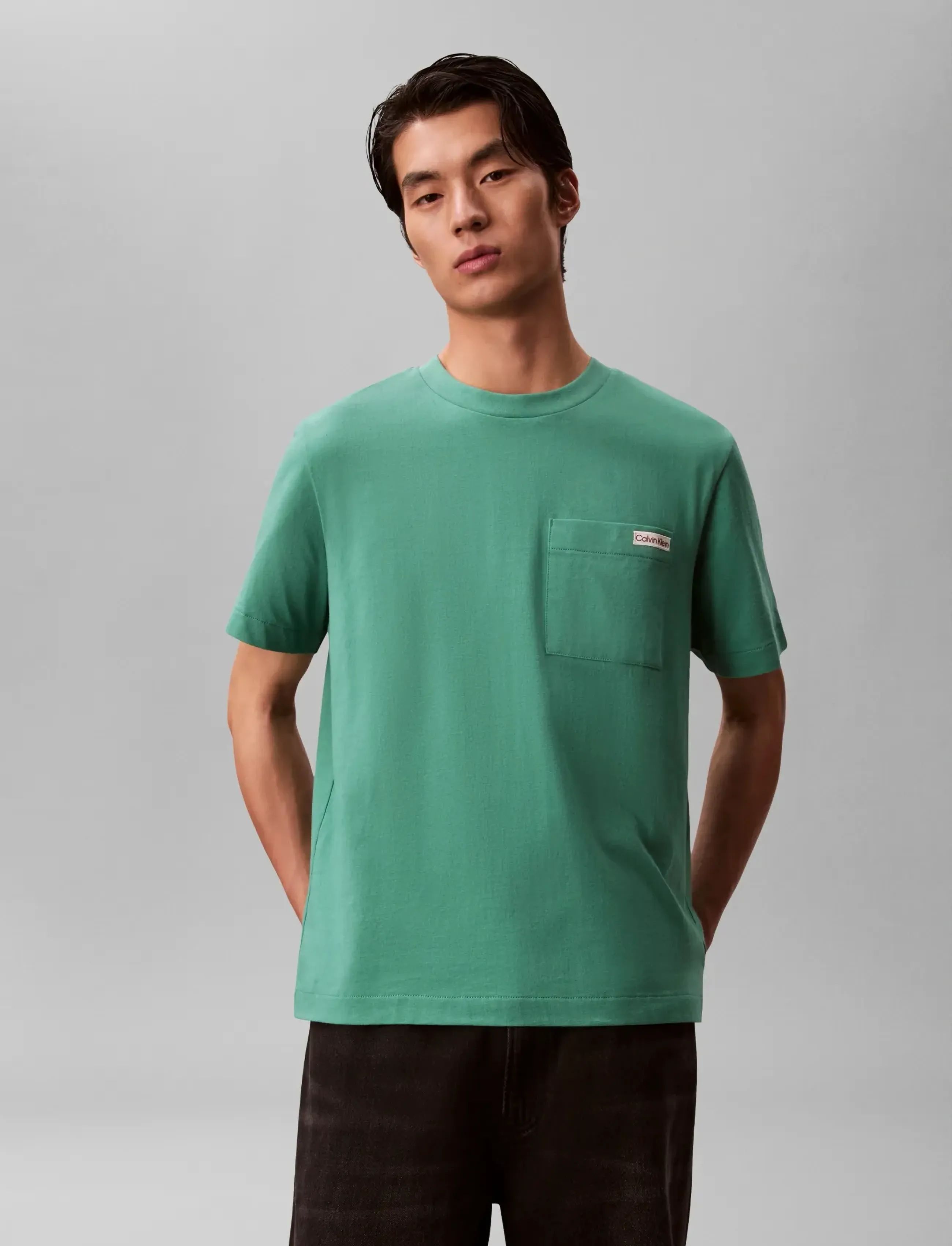 Calvin Klein Jeans - SS 20S JERSEY EASY COIN POCKET T - kortærmede t-shirts - wild green - 3