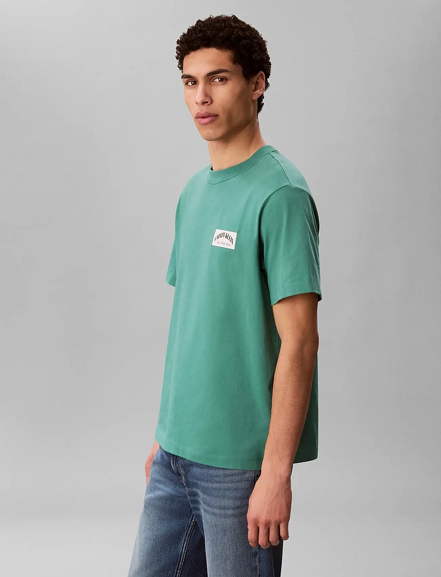 Calvin Klein Jeans - SS 20S EASY COLLEGIATE BADGE TEE - kortærmede t-shirts - wild green - 0