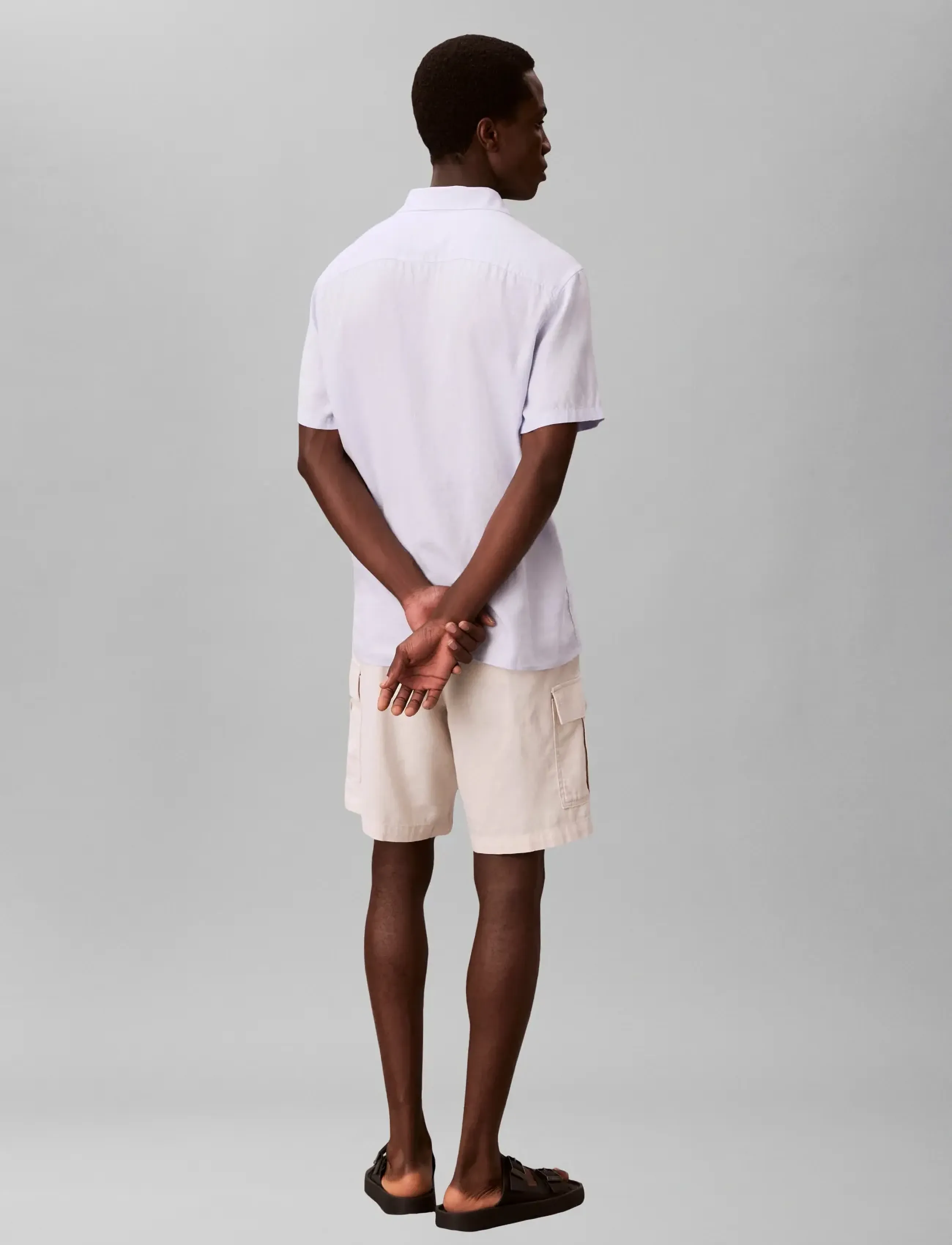 Calvin Klein Jeans - 9 IN LINEN CARGO SHORT - cargo shorts - white sand - 2