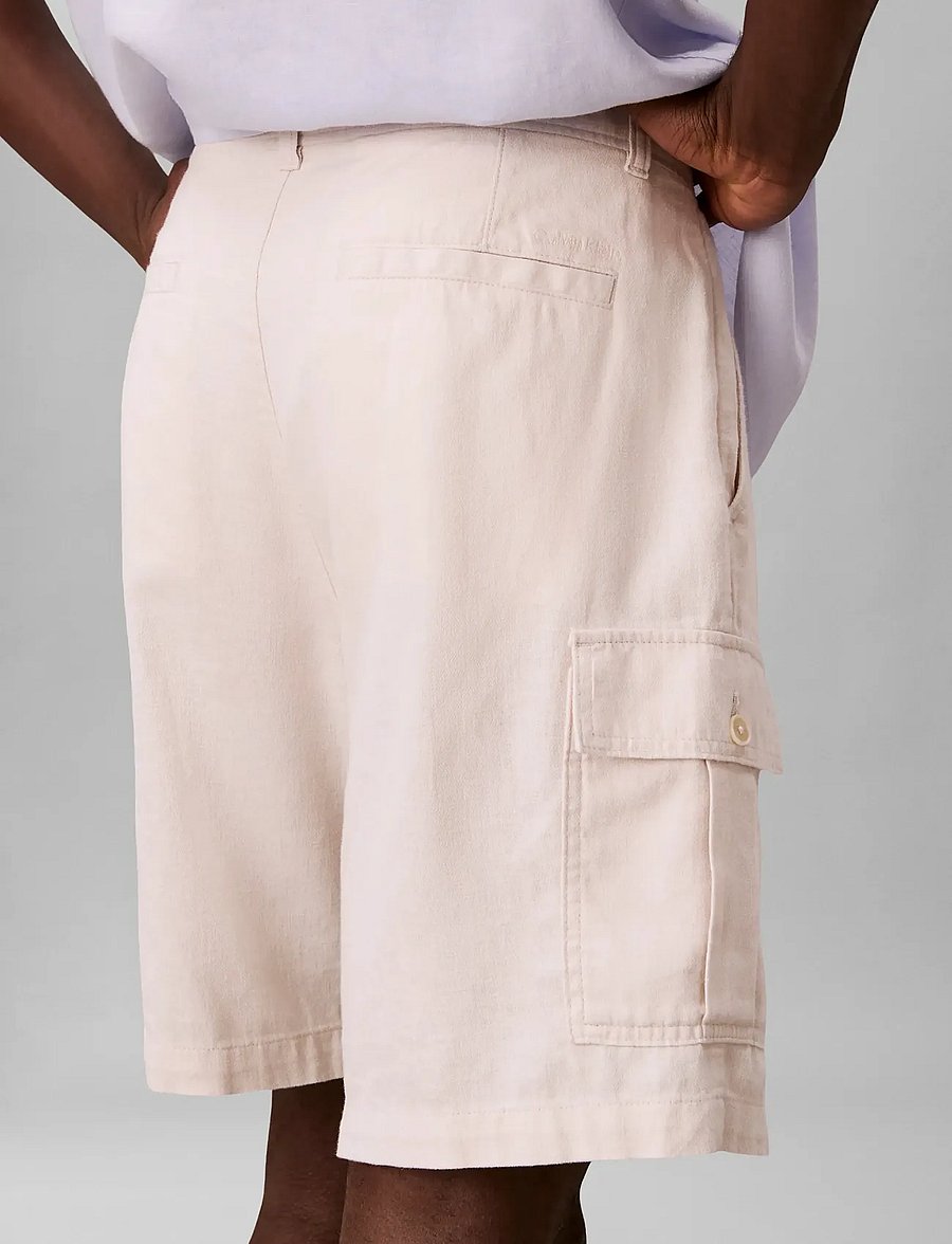 Calvin Klein Jeans - 9 IN LINEN CARGO SHORT - pellavashortsit - white sand - 4