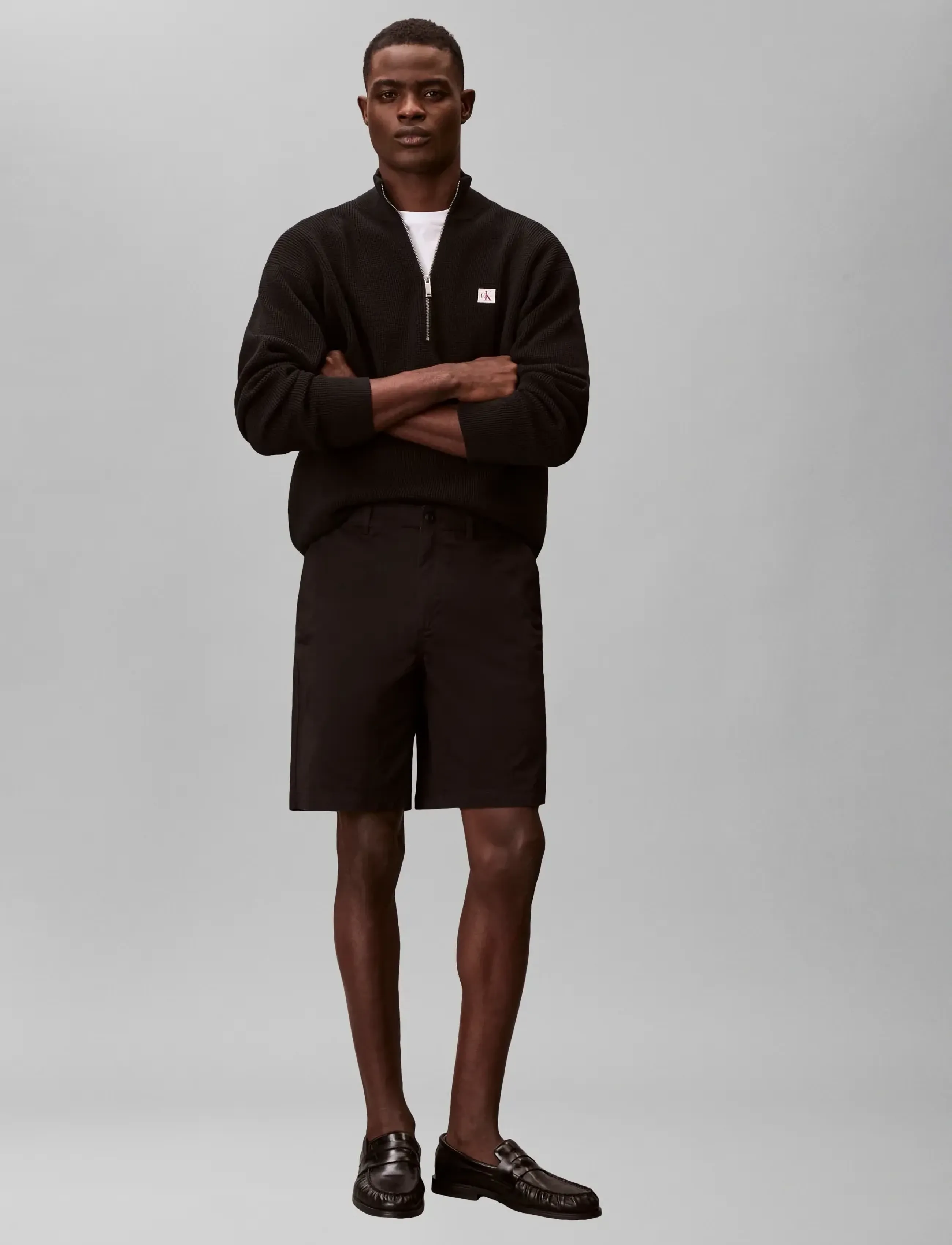 Calvin Klein Jeans STRAIGHT COMFORT COTTON 9" CHINO - Lühikesed vabaajapüksid - BLACK / black
