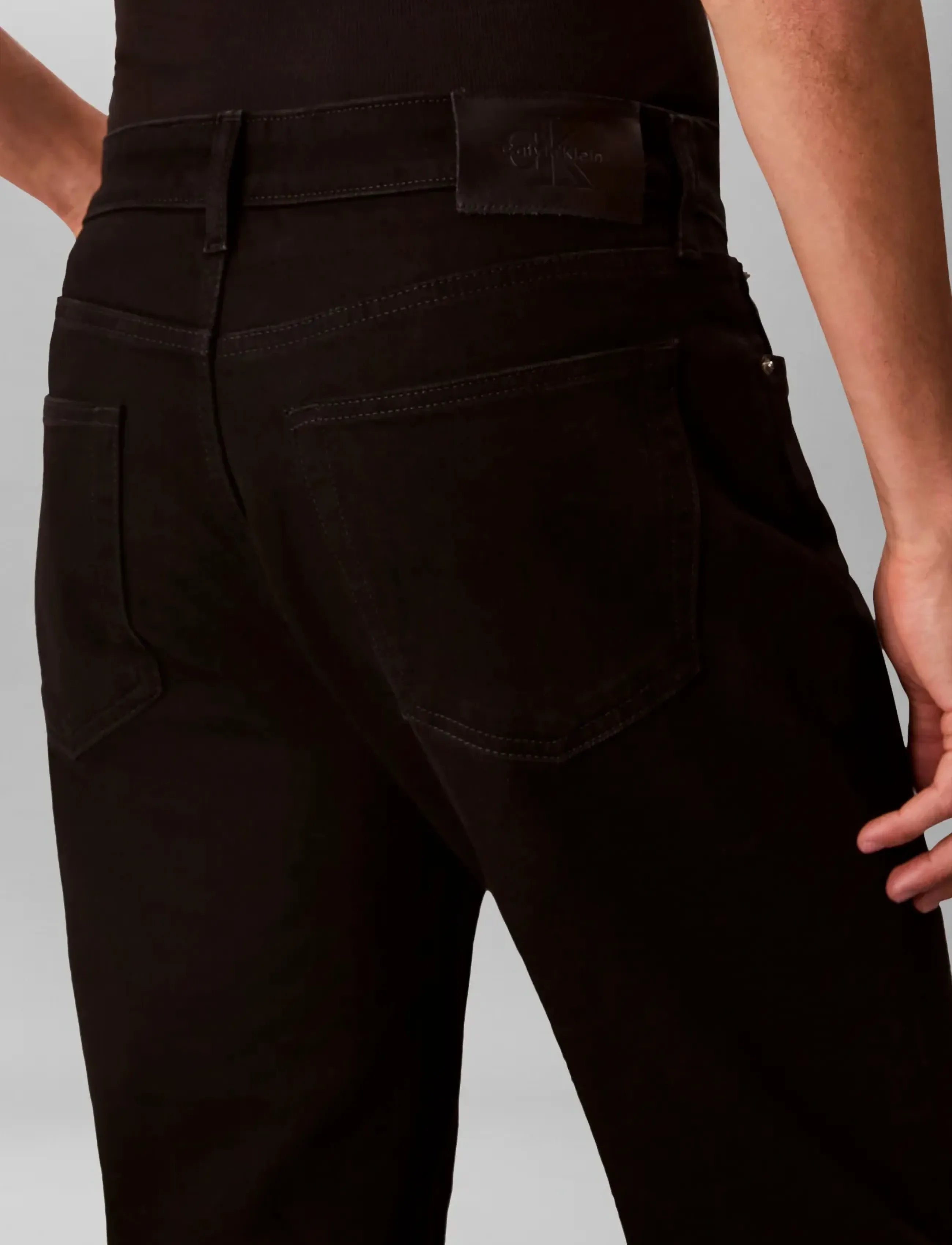 Calvin Klein Jeans - SLIM TAPER CK CLASSIC BLACK JEAN - regular jeans - ck classic black - 4