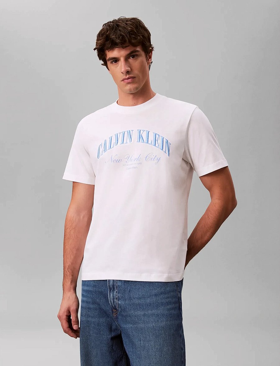 Calvin Klein Jeans - 20S MARCH GRAPHIC SEASONAL FASHI - lühikeste varrukatega t-särgid - bright white - 3