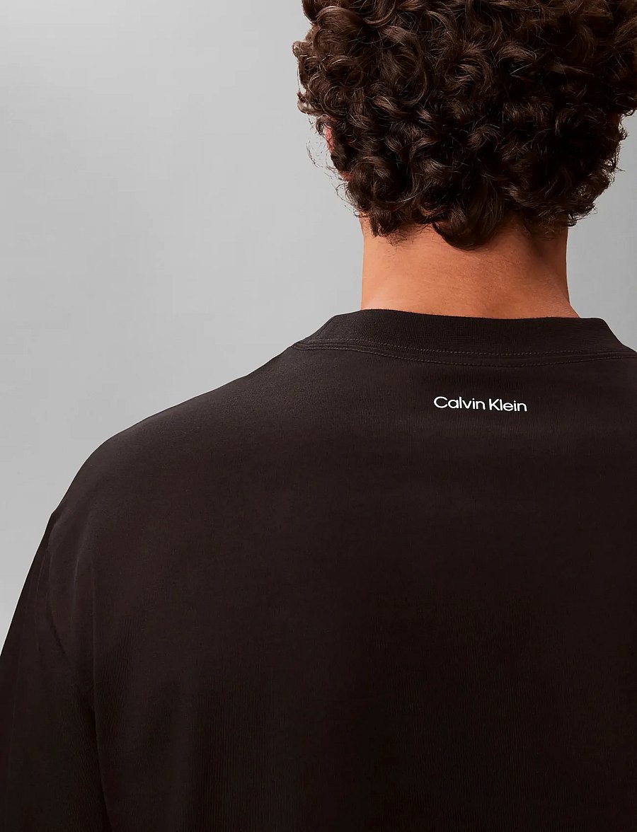 Calvin Klein Jeans - 16S MARCH GRAPHIC SEASONAL FASHI - short-sleeved t-shirts - black - 4