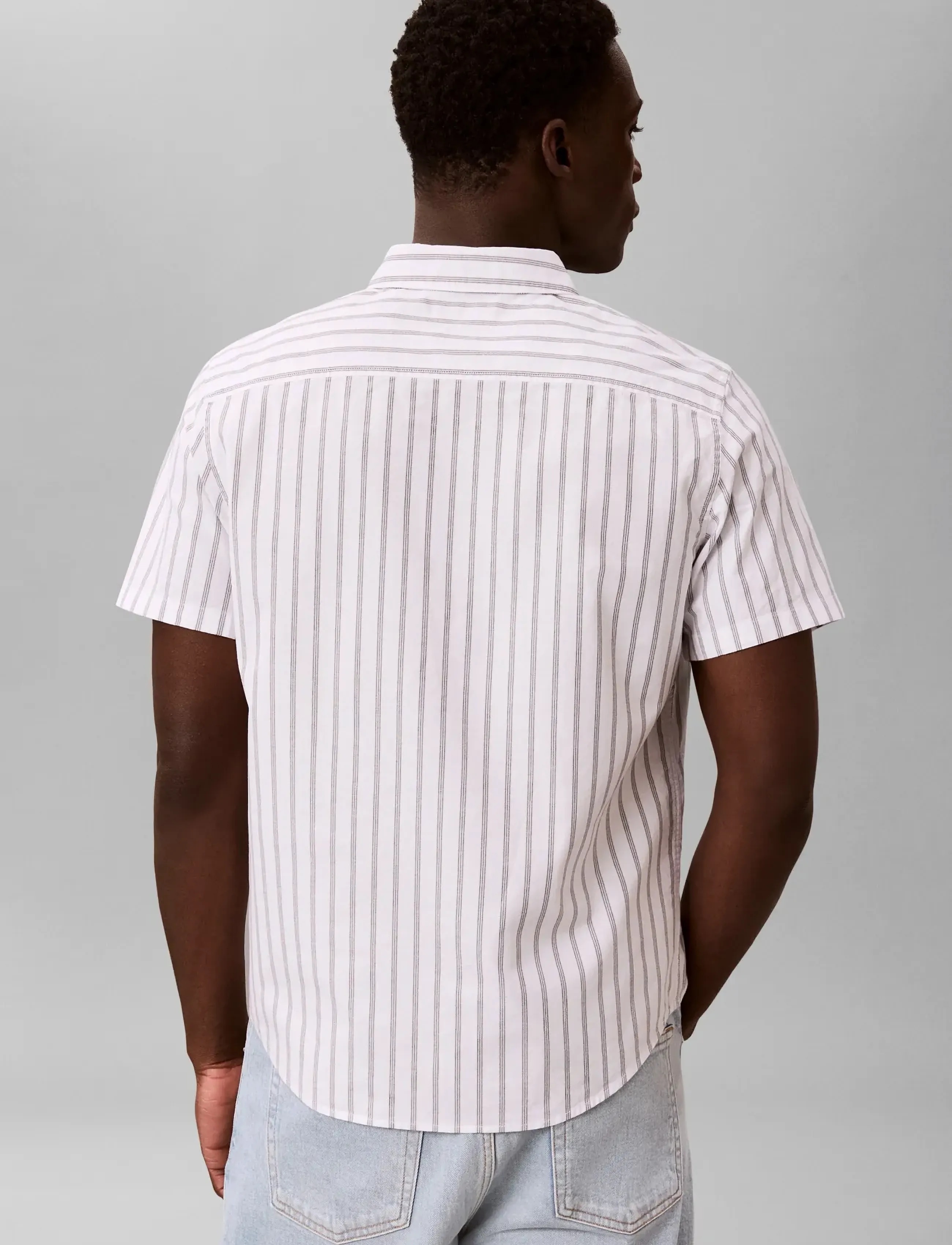 Calvin Klein Jeans - SS YD STRIPE OXFORD CLASSIC SHIR - chemises à manches courtes - brilliant white - 2