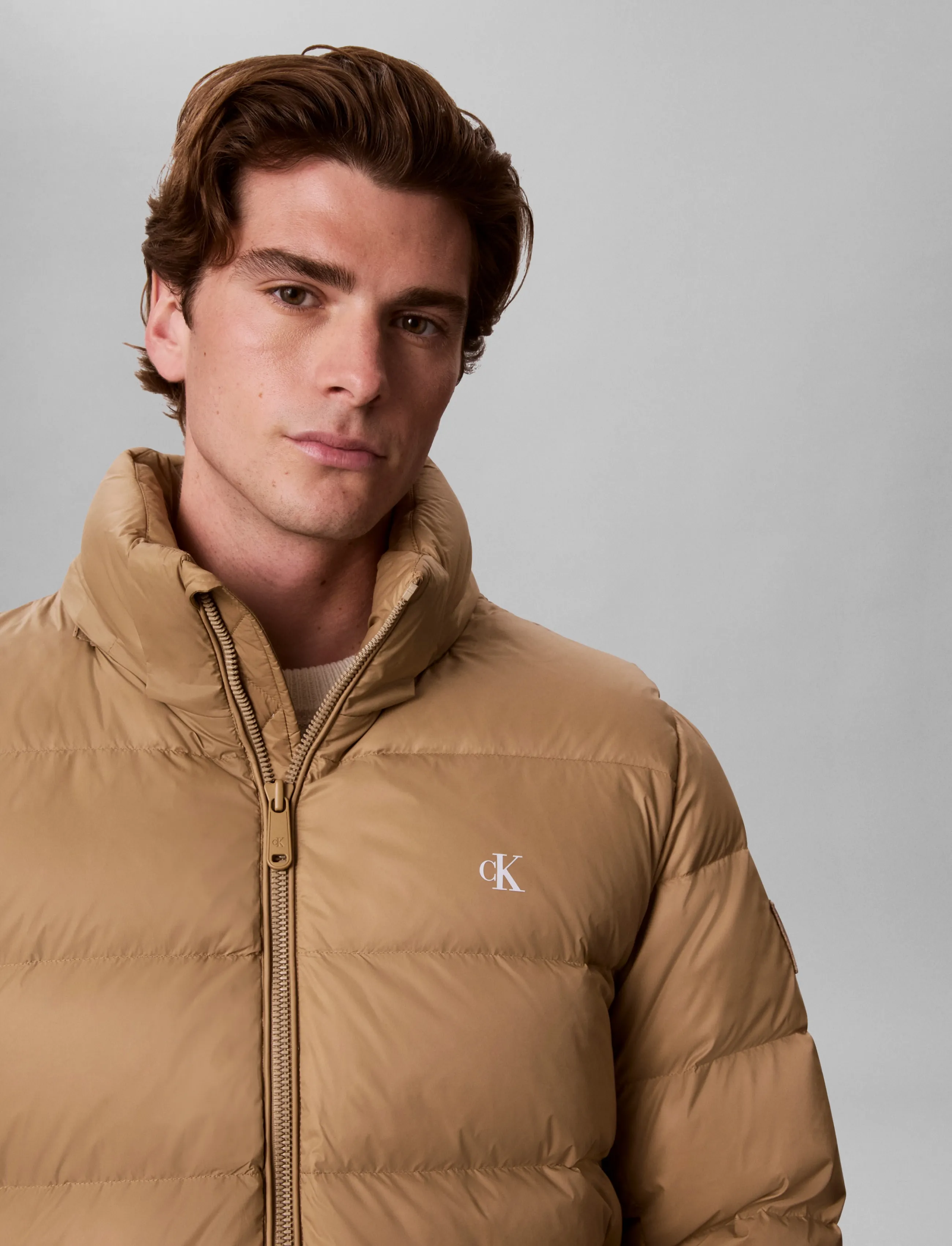 Calvin Klein Jeans - LS NYLN ZP OFF HOD DOWN PUFR JKT - khaki umber - 4