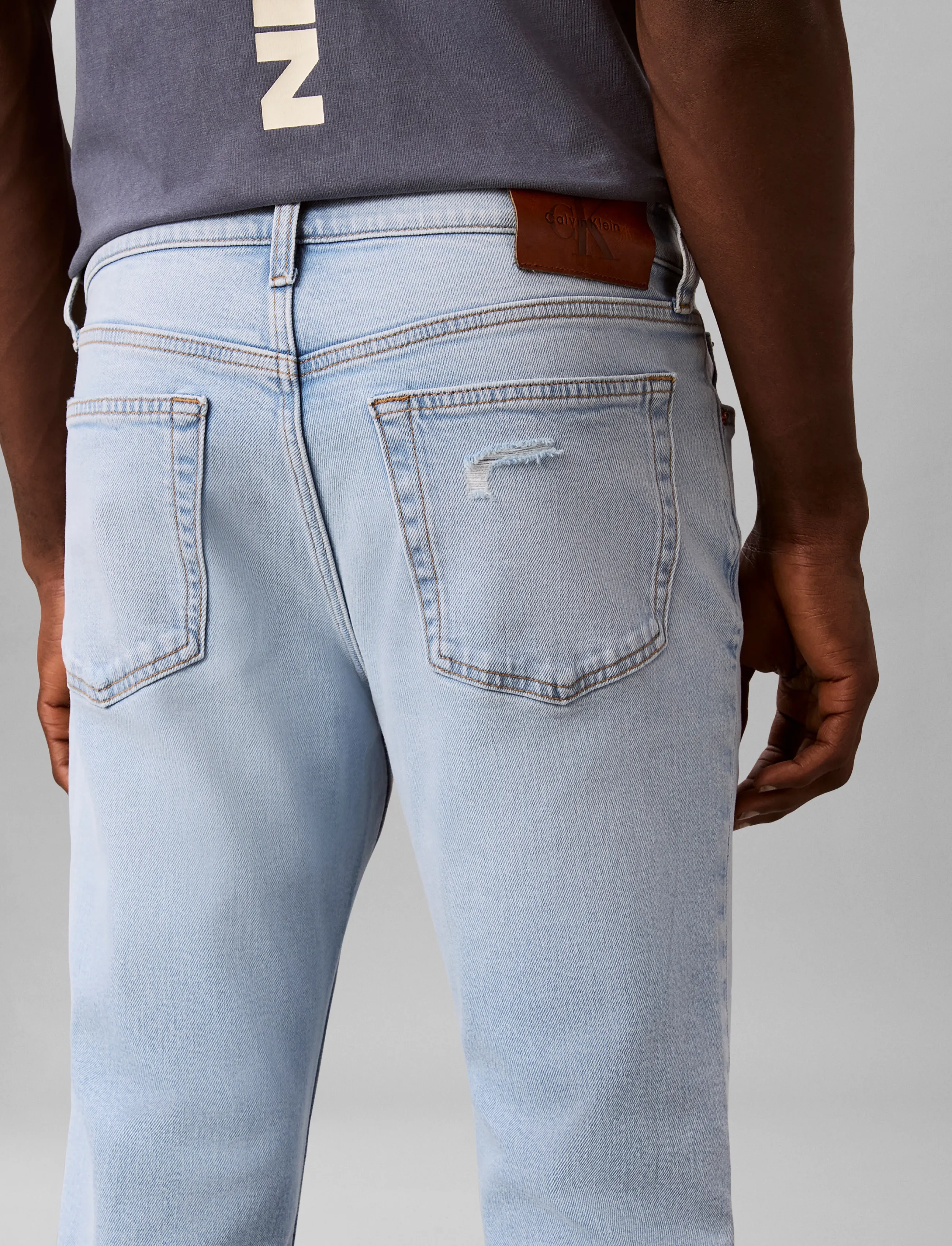 Calvin Klein Jeans - SLIM INDIGO OVERTONE LT WT JEAN - indigo overtone - 4
