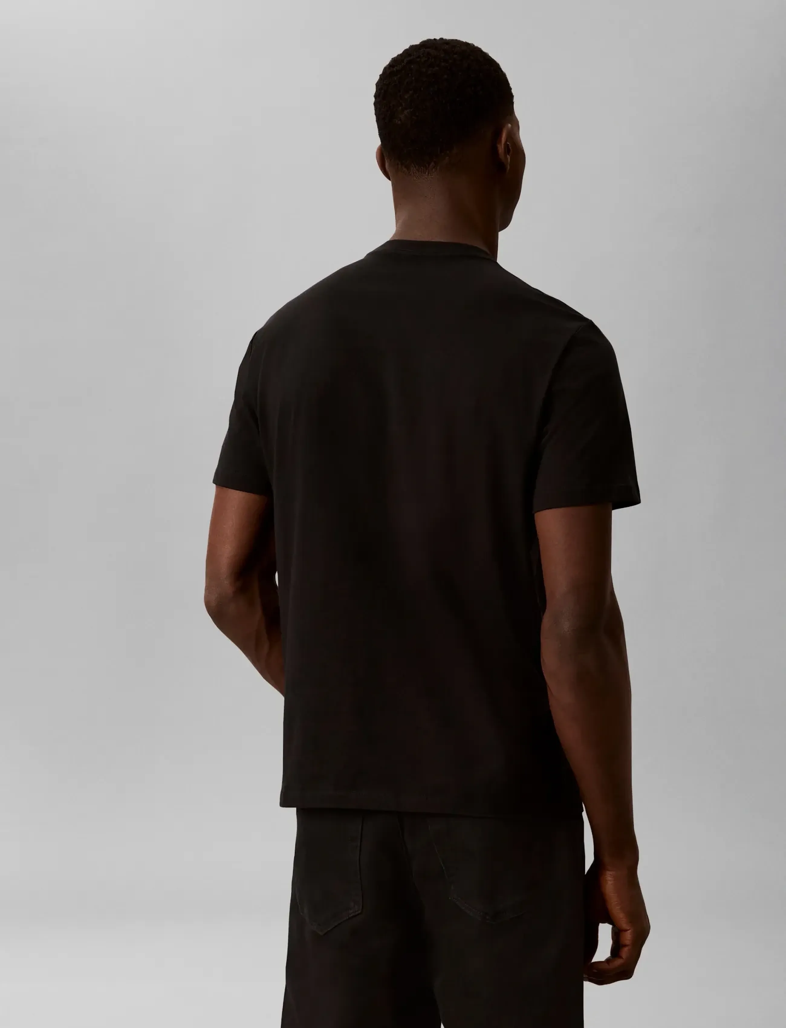 T-shirt 'Logo Graphic' rosa / svart 3