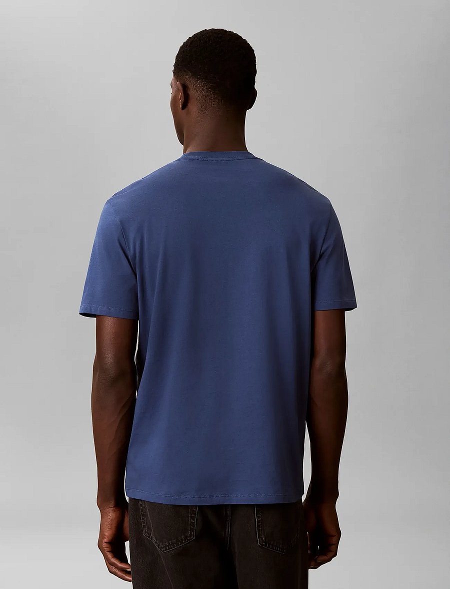 Calvin Klein Jeans - SS 30s EU CALVINKLEIN STACK GRAP - kurzärmelige t-shirts - dark denim - 2