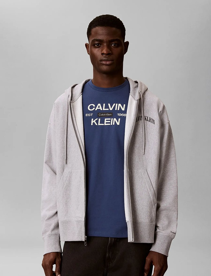 Calvin Klein Jeans - SS 30s EU CALVINKLEIN STACK GRAP - kurzärmelige t-shirts - dark denim - 4