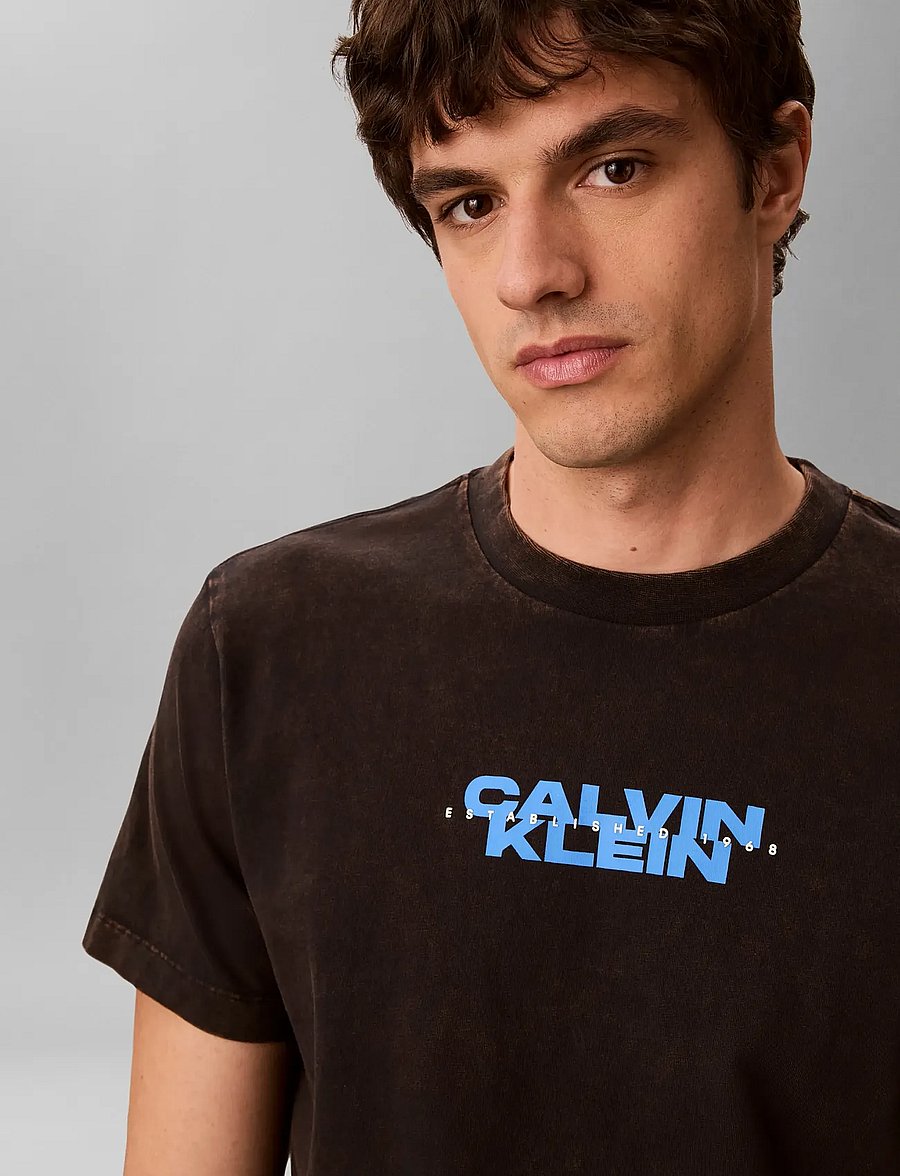 Calvin Klein Jeans - SS 20S WASHED SPINE GRAPHIC TEE - short-sleeved t-shirts - black - 3