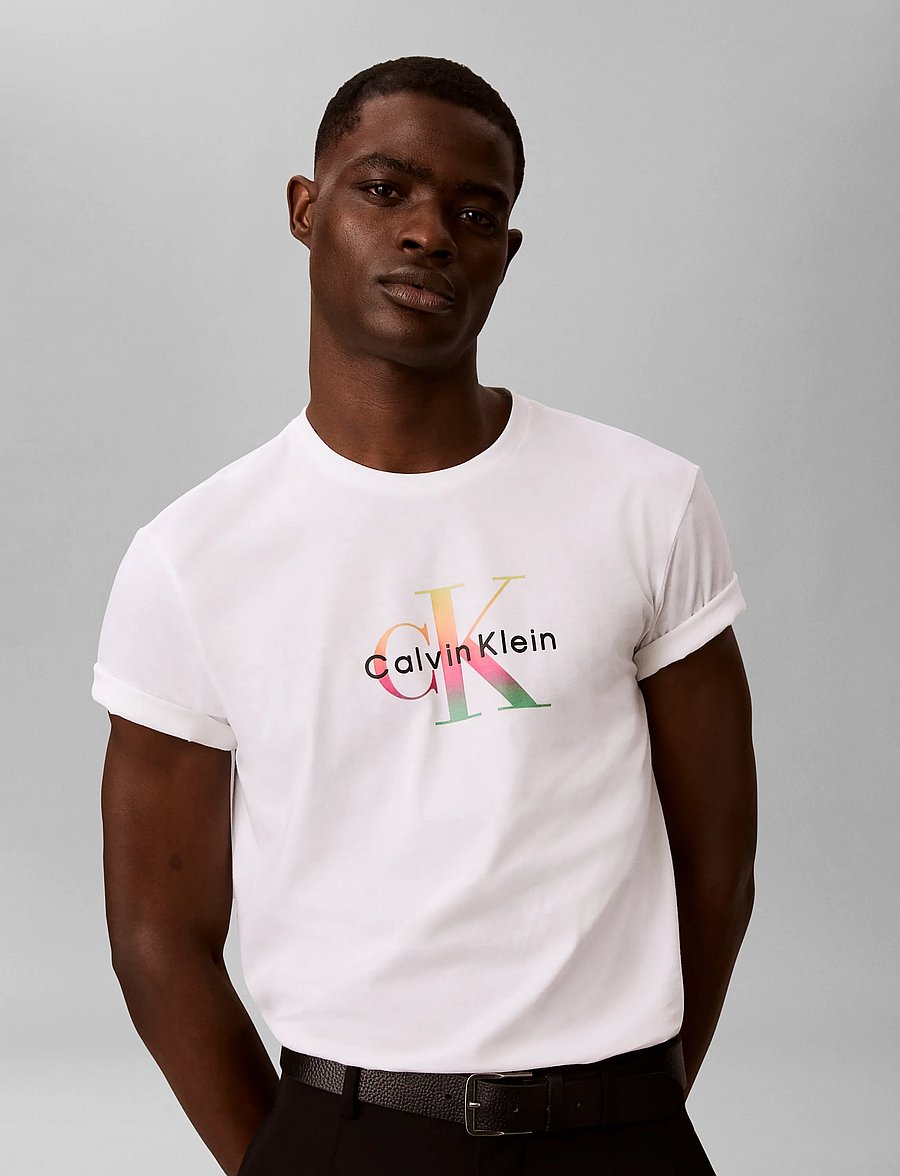 Calvin Klein Jeans - SS 20s CK PRIDE26 GRAPHIC CLSC T - short-sleeved t-shirts - brilliant white - 4