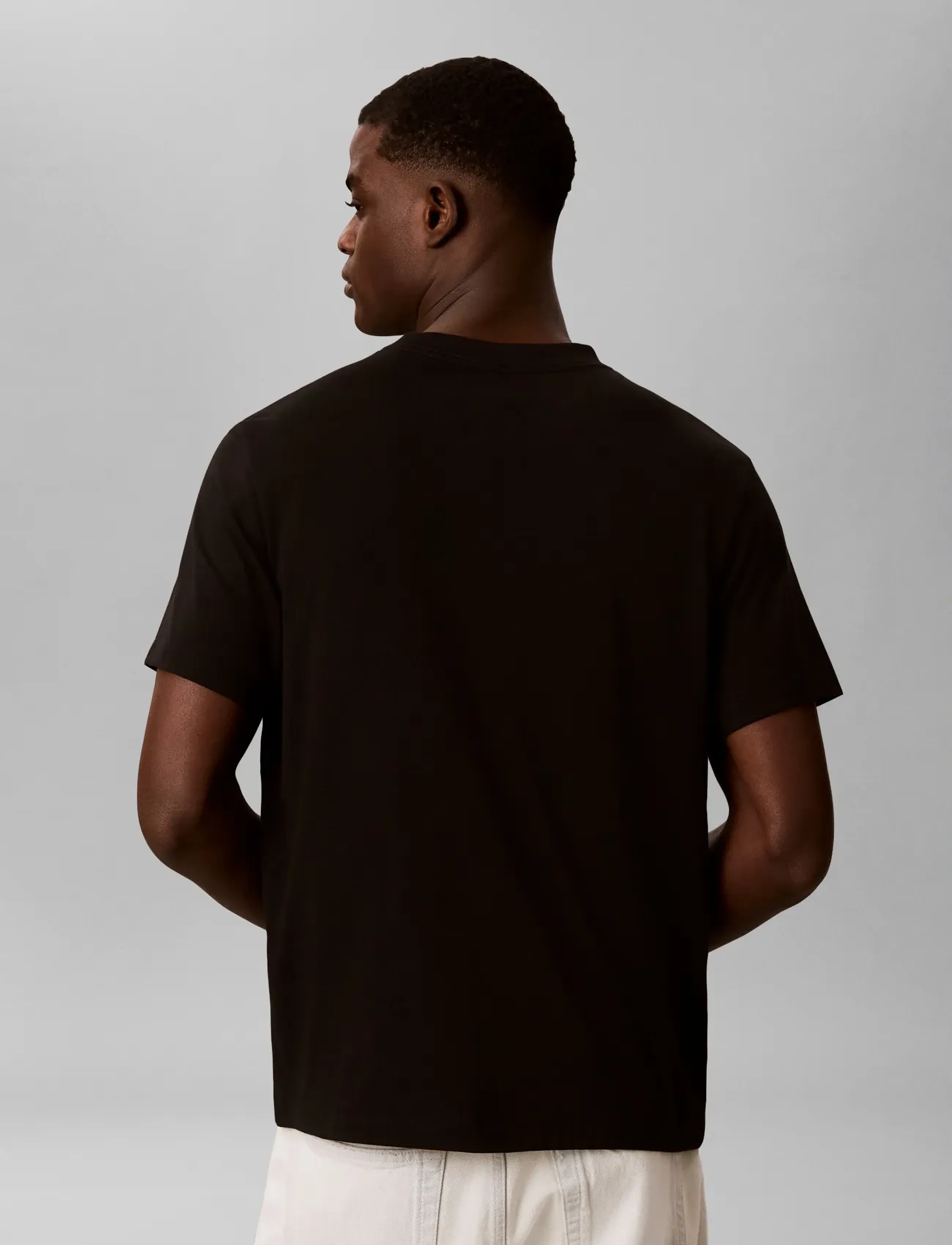 Calvin Klein Jeans - SS 20s CALVIN KLEIN PRIDE26 GRAP - kurzärmelig - black - 2