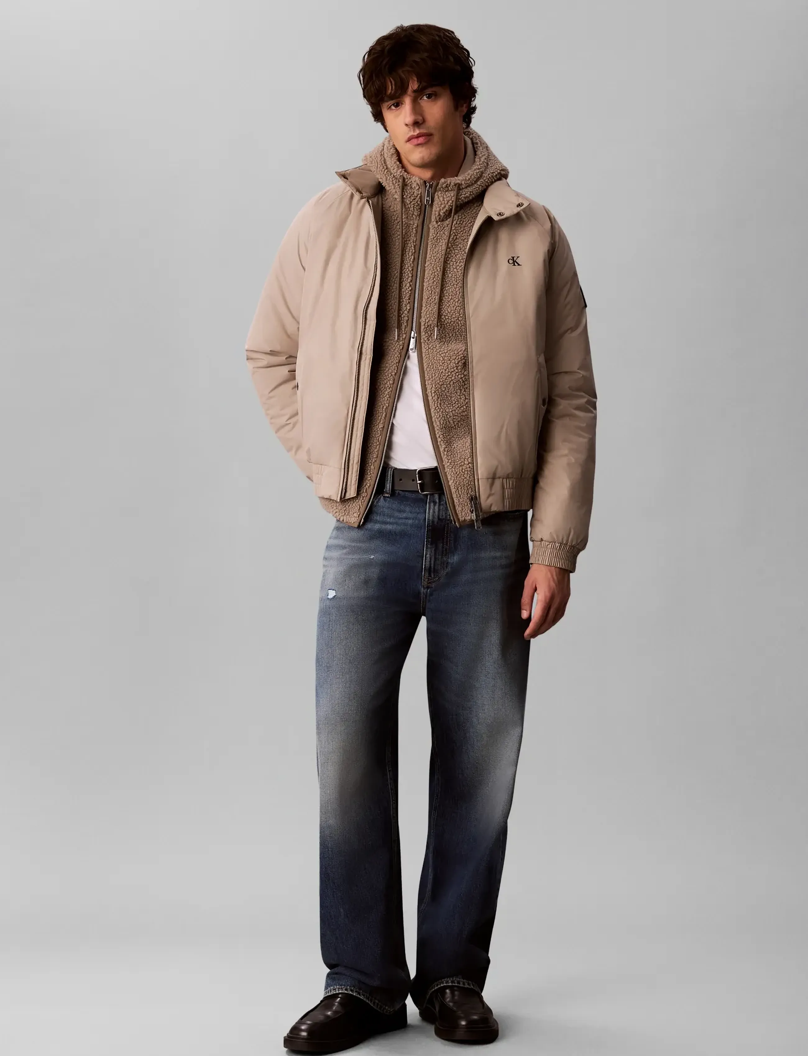 Calvin Klein Jeans - LS SHERPA BADGE FUNNEL NECK FZ H - roasted cashew - 3