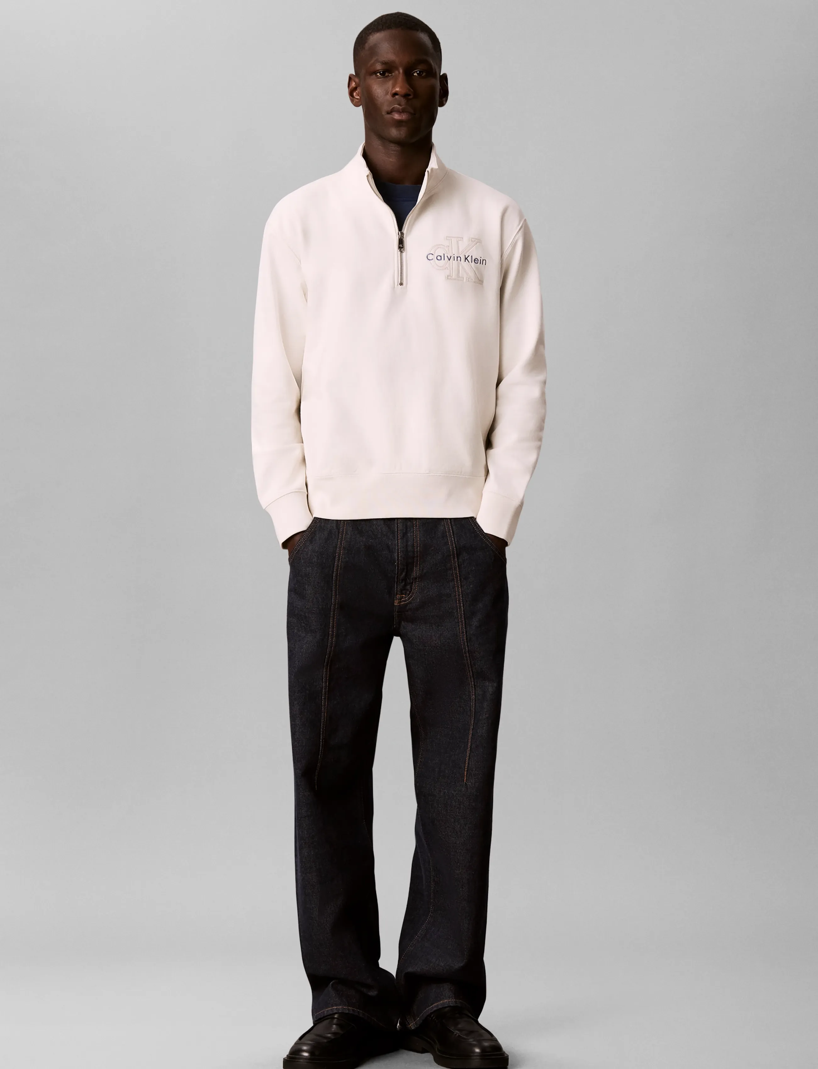 Calvin Klein Jeans LS PREM TERRY DENIM APPLIQUE QTR - Kläder - TOFU / cream