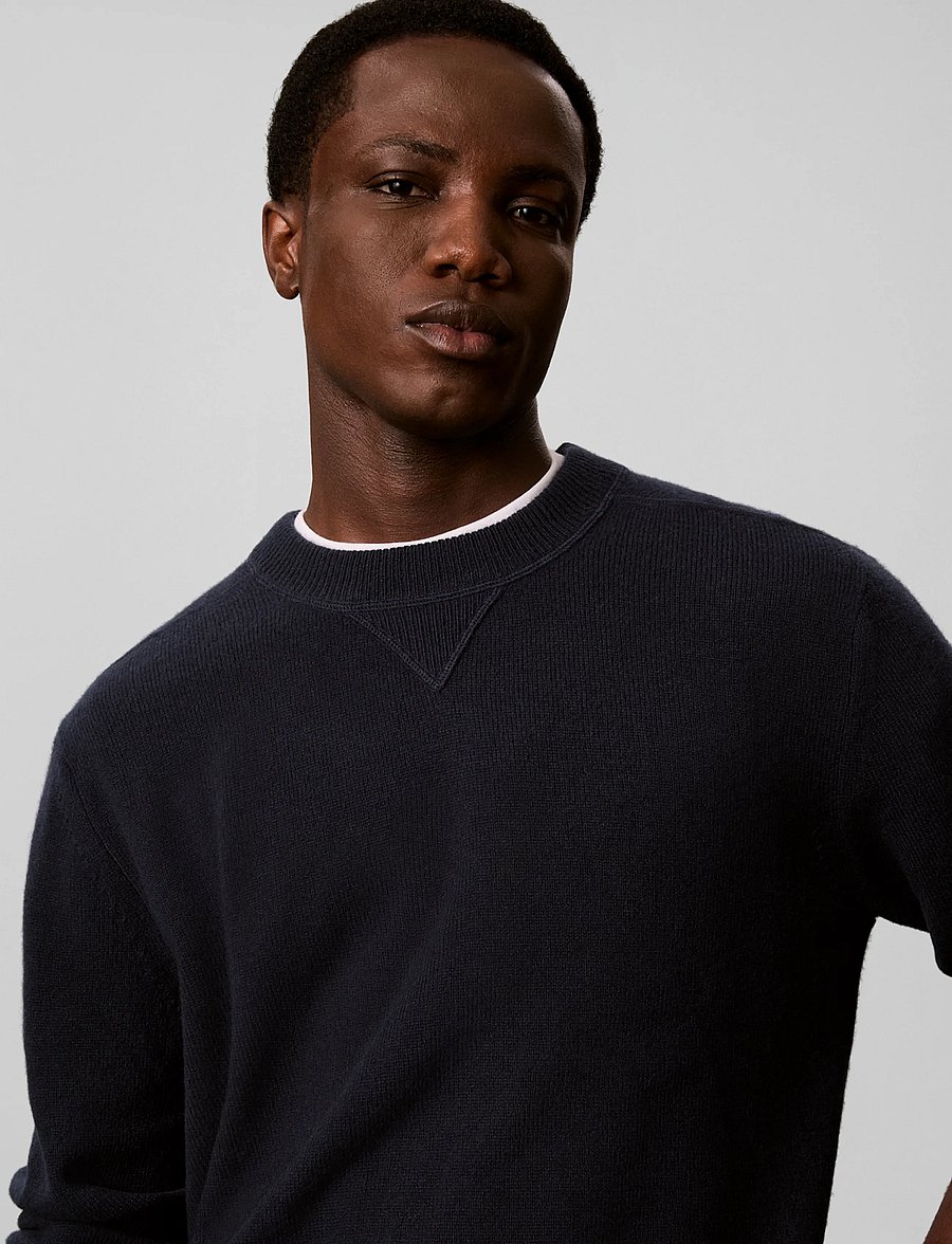 Calvin Klein Jeans - LS JEANS MERINO CRWNK 7GG - round necks - dark sapphire - 4