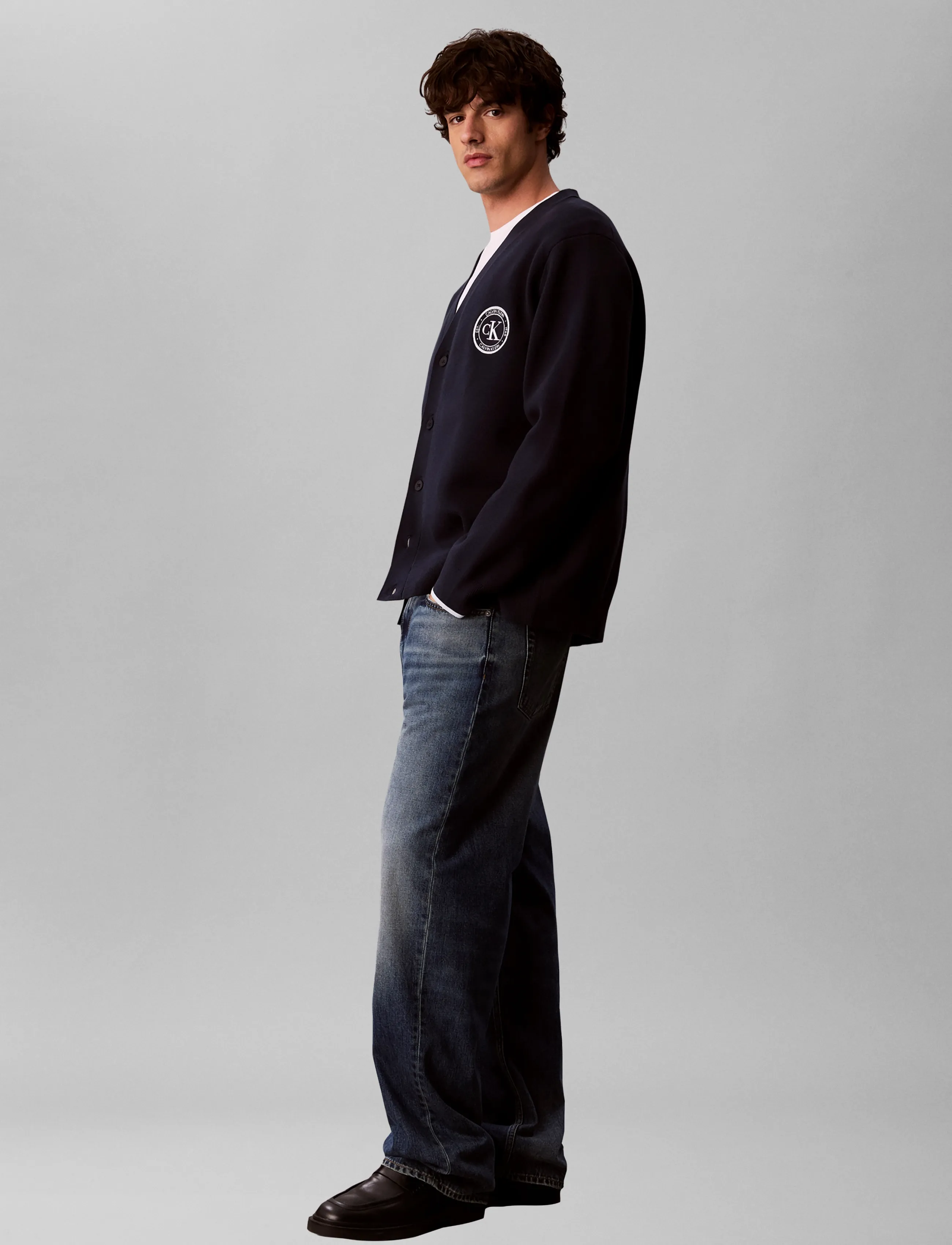 Calvin Klein Jeans LS EZ VARSITY LOGO CARDIGAN 12GG - Strickmode - DARK SAPPHIRE / navy