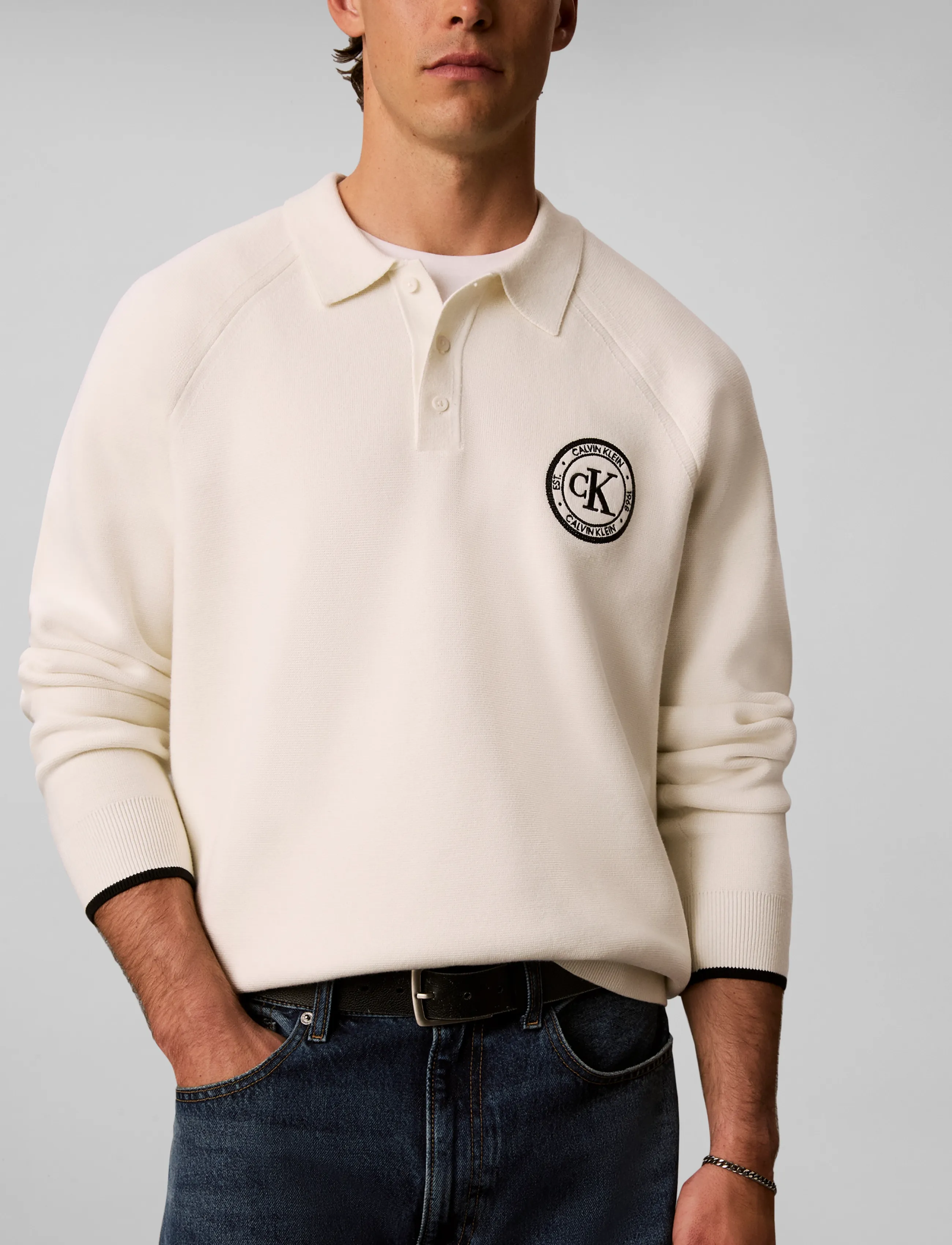 Calvin Klein Jeans - LS EZ VARSITY LOGO POLO 12GG - långärmade stickade pikétröjor - tofu - 5