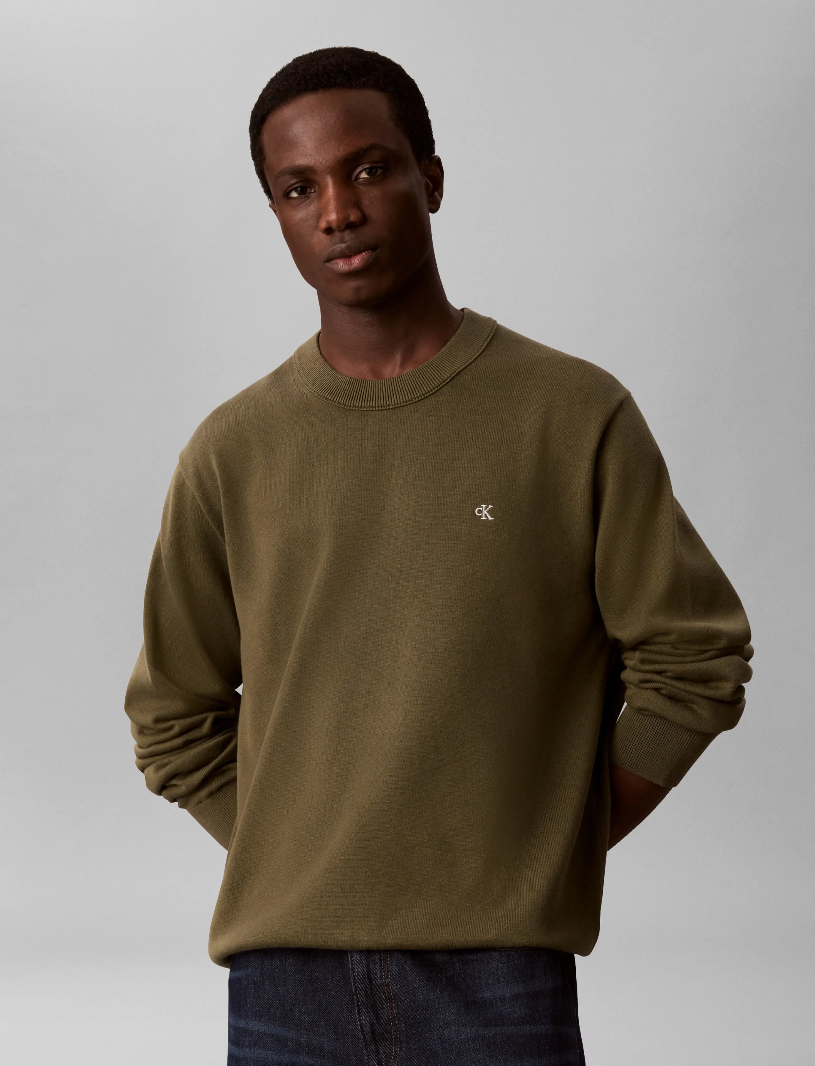 Calvin Klein Jeans - LS EU CLSC CTTN CREWNK SWTR 12GG - rund hals - olive night - 3