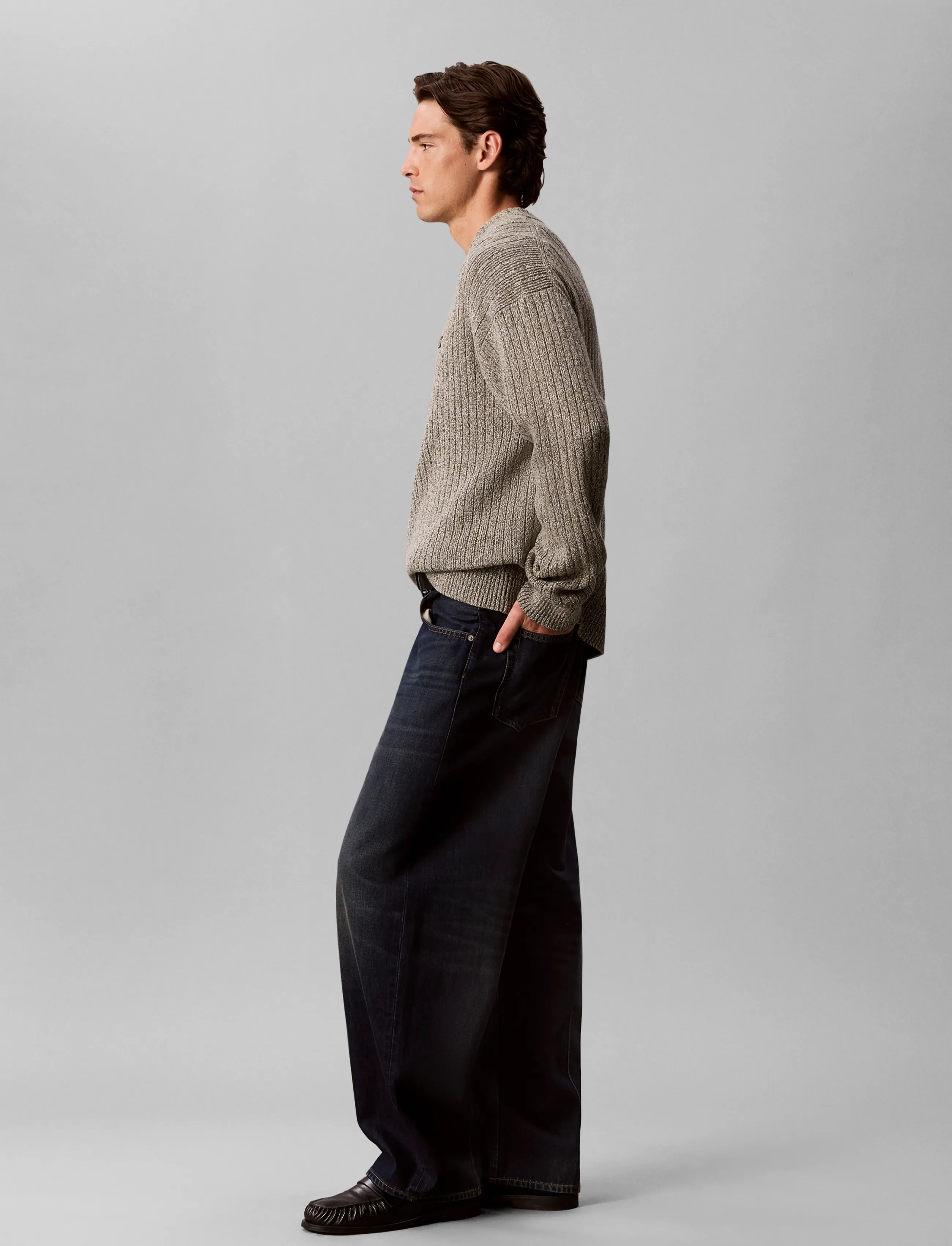 Calvin Klein Jeans - VERTICAL RIB CTTN CREWNK SWTR - rundhals - olive night mouline - 5
