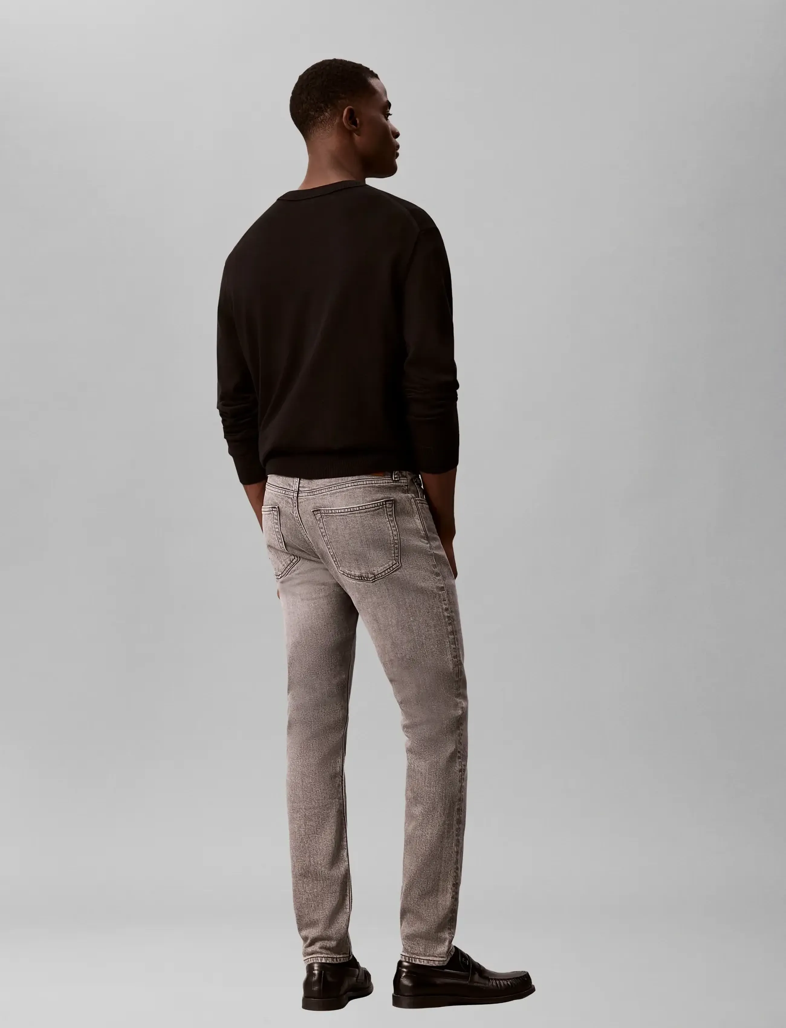 Calvin Klein Jeans - SLIM TAPER BASALT JEAN - kitsad teksad - basalt - 2