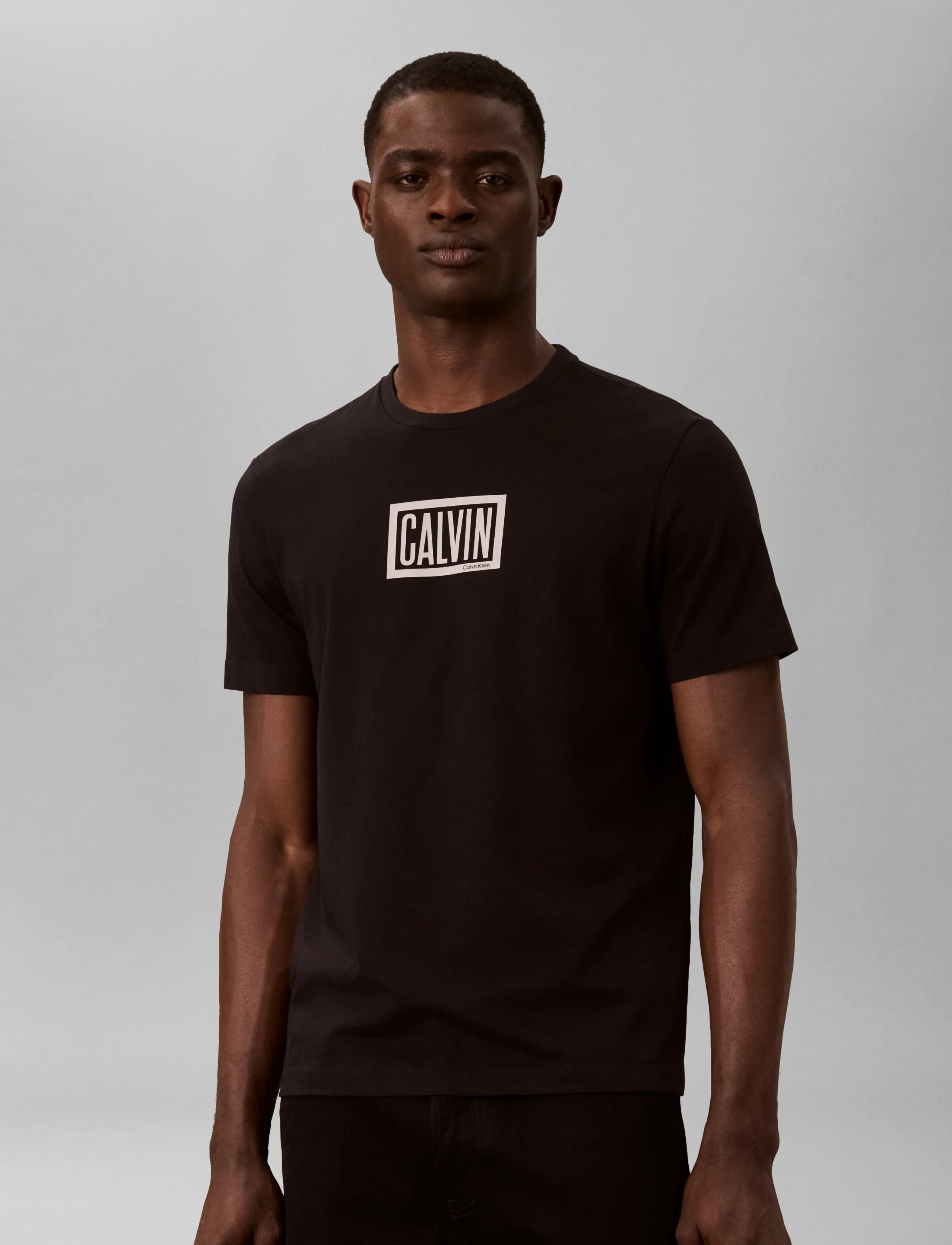 Calvin Klein Jeans - SS 30S EU BOXED CALVIN GRAPHIC T - lühikeste varrukatega t-särgid - black - 3