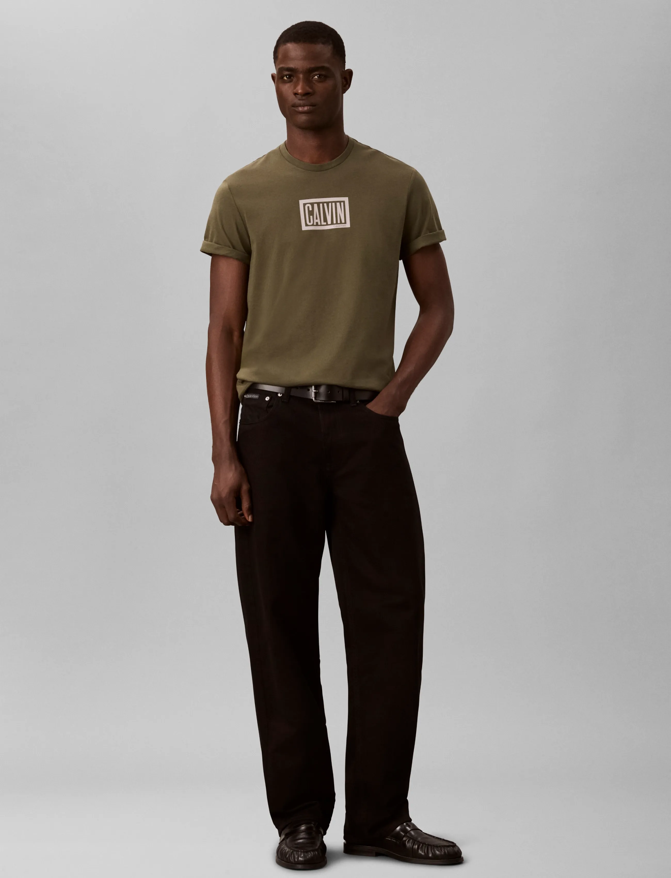 Calvin Klein Jeans SS 30S EU BOXED CALVIN GRAPHIC T - T-shirts - OLIVE NIGHT / khaki/green