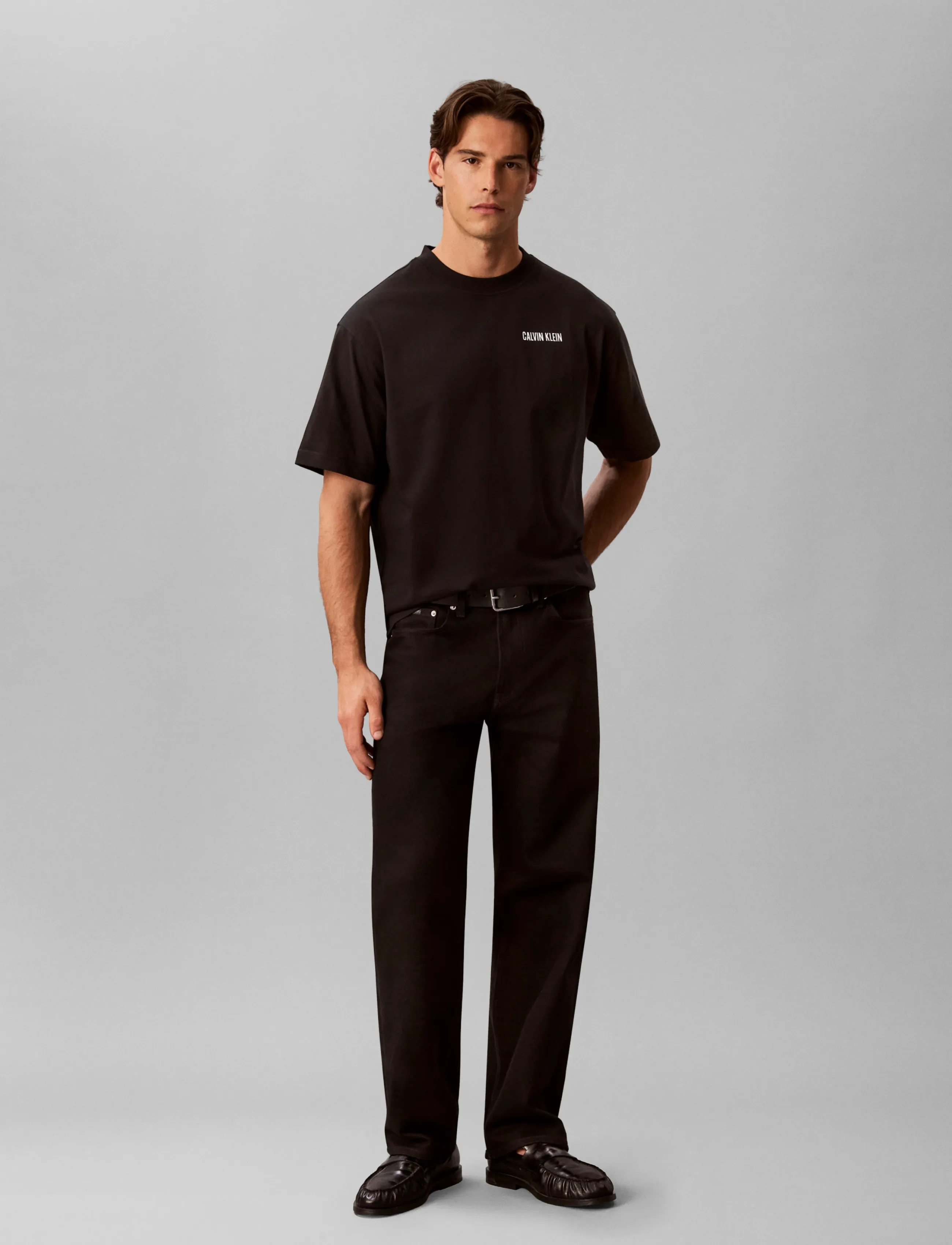 Calvin Klein Jeans SS RLX 20S CALVIN OR NTHING BCK - Osta stiili järgi - BLACK / black