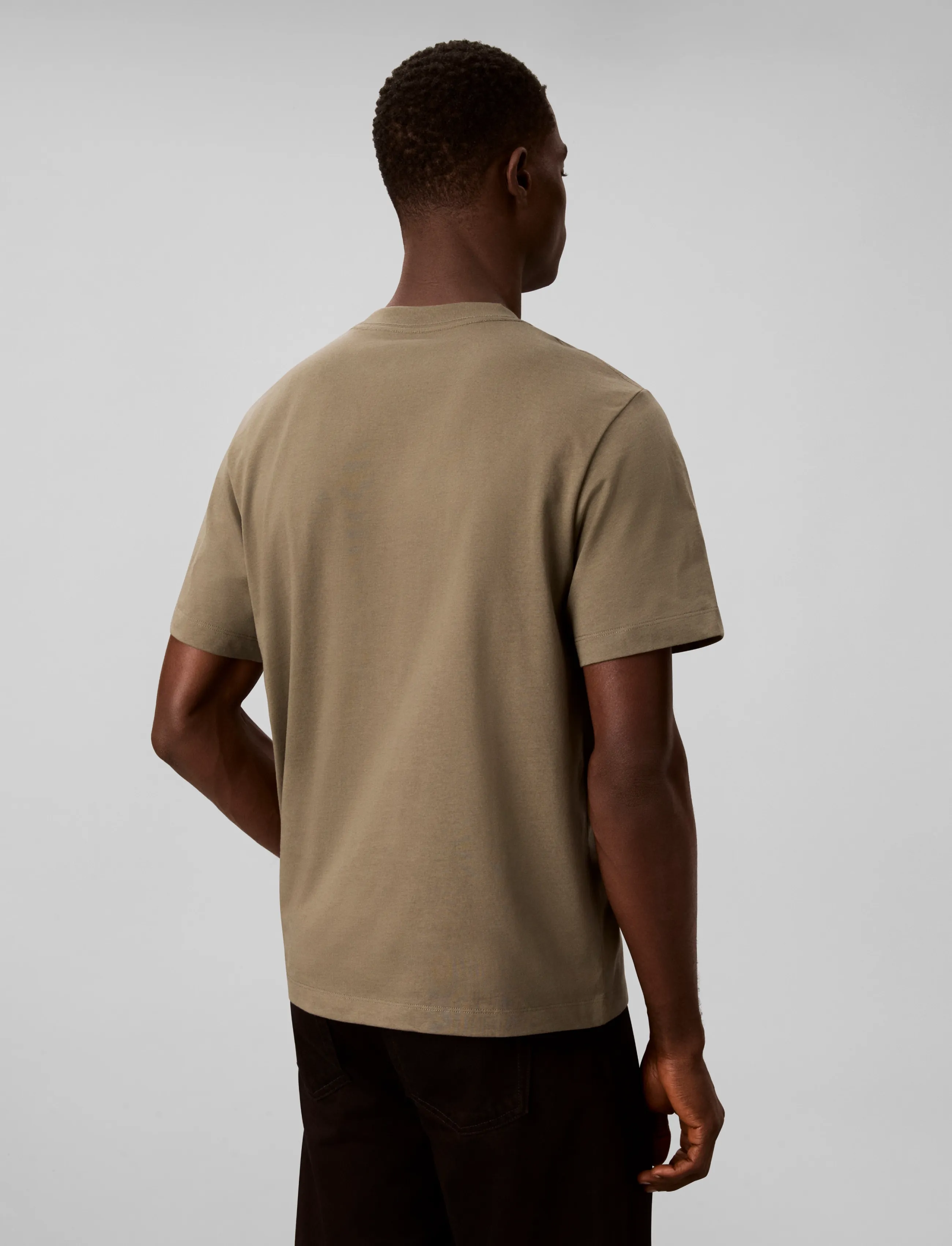 Calvin Klein Jeans - SS 20s EZ Distressd Mnlgo Graphi - kurzärmelige t-shirts - dusty olive - 2