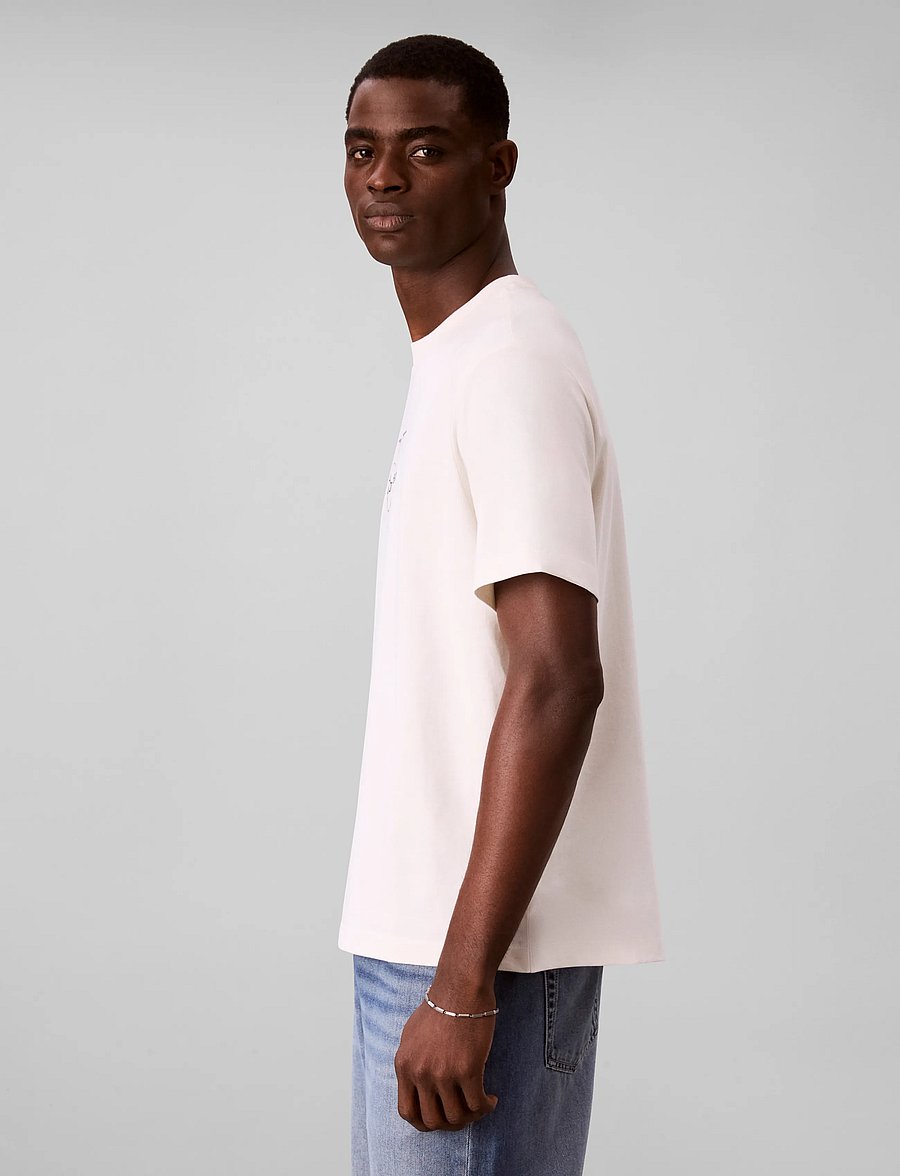 Calvin Klein Jeans - SS 20s EZ Distressd Mnlgo Graphi - kortärmade t-shirts - tofu - 5