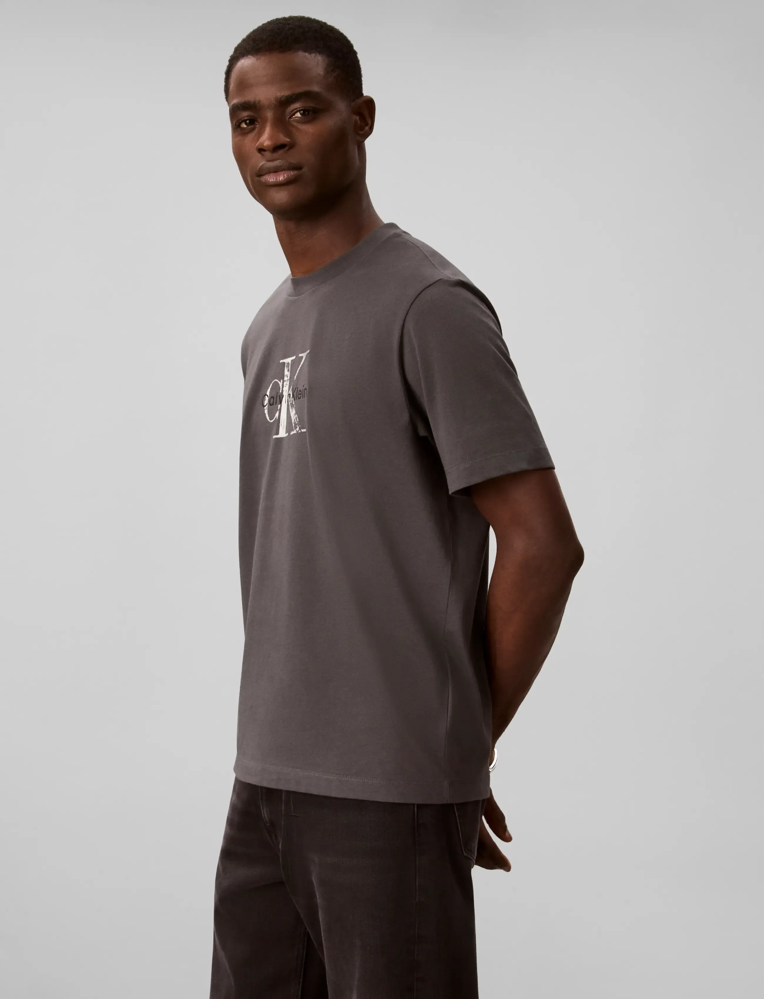Calvin Klein Jeans - SS 20s EZ Distressd Mnlgo Graphi - volcanic ash - 5