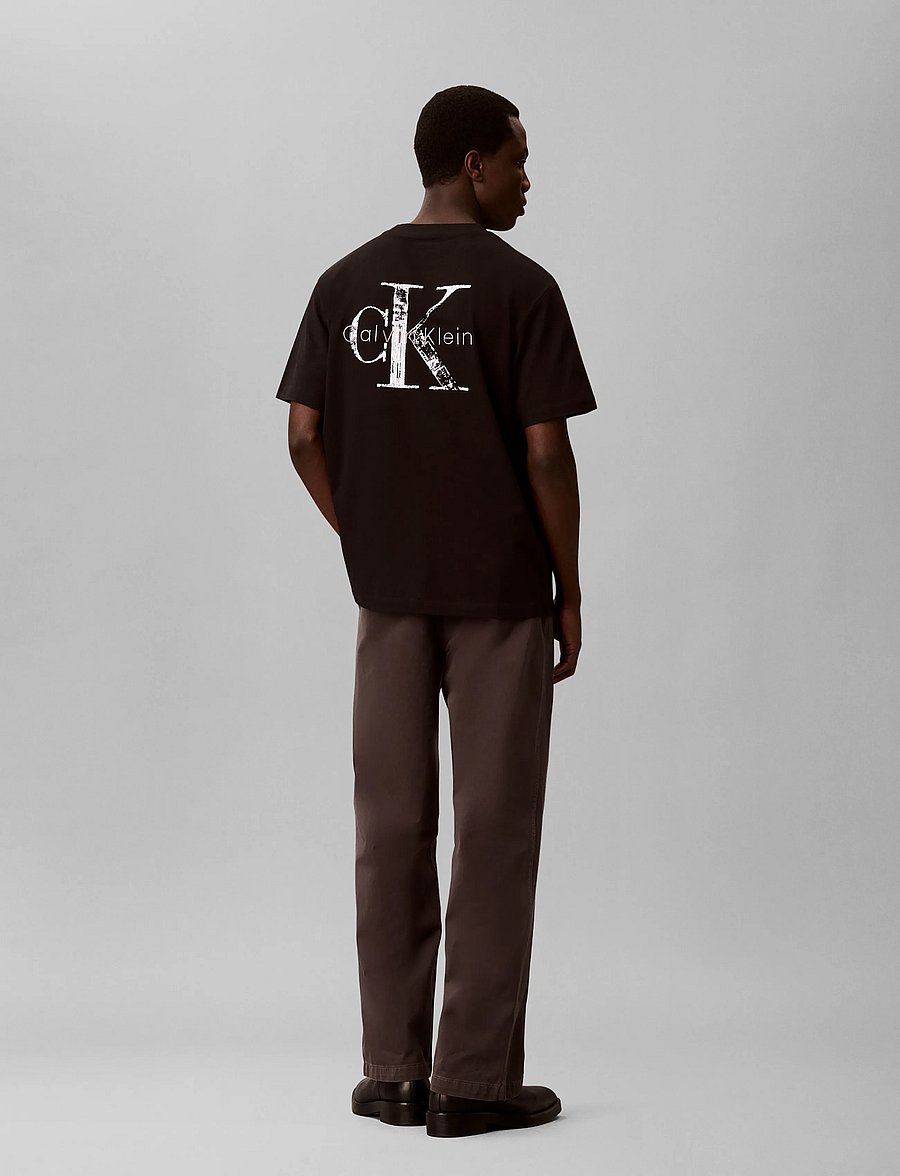 Calvin Klein Jeans - SS EZ 20S DISTRESS MNLGO BCK GRA - kurzärmelige t-shirts - black - 2