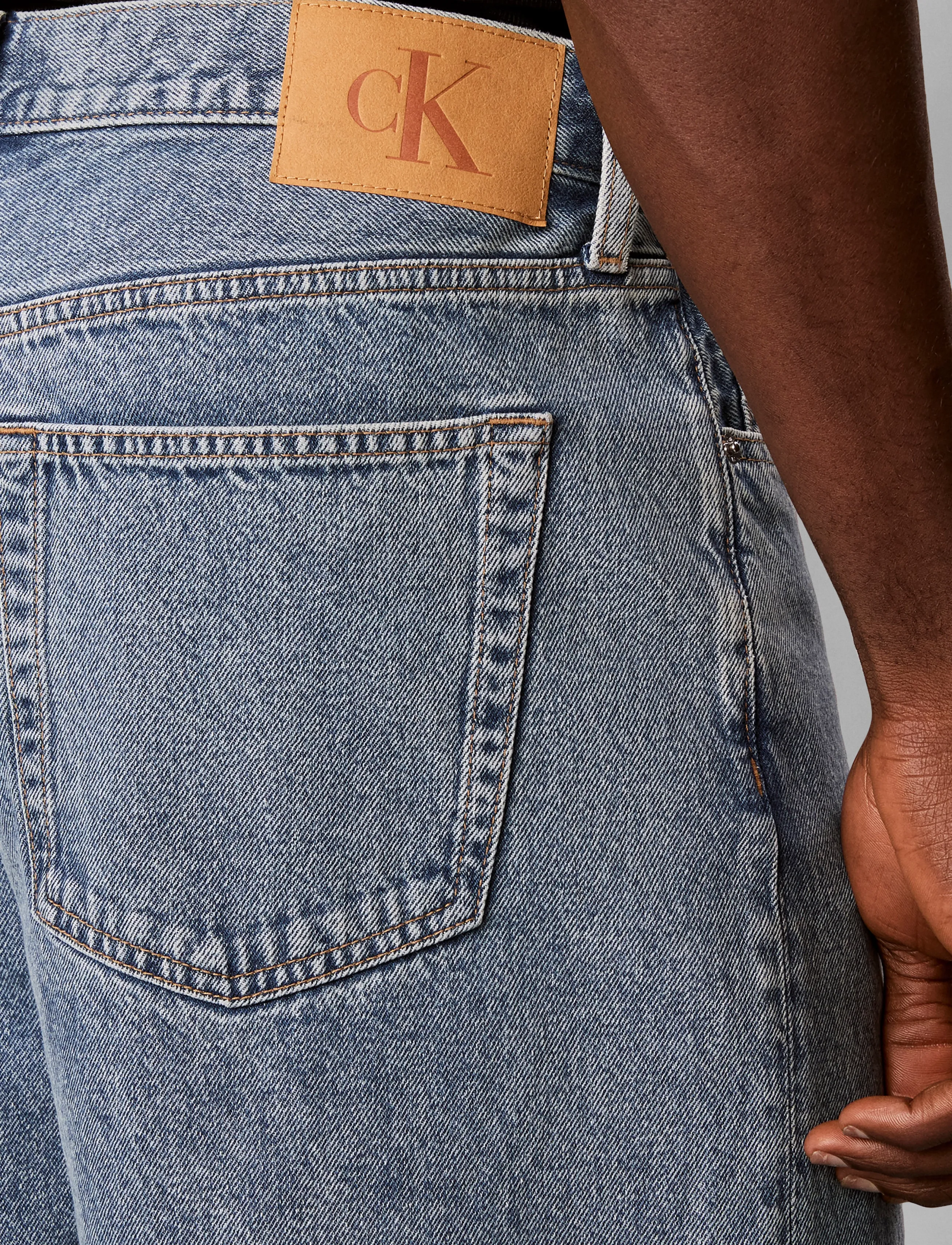 Calvin Klein Jeans - RELAXED BAGGY SILVER STONE JEAN - silver stone - 5