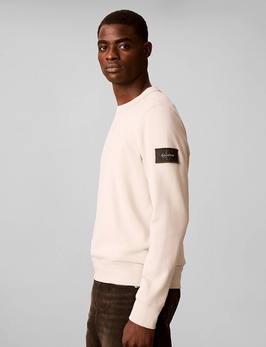 Calvin Klein Jeans - LS EU 350TERRY BADGE CN SWEATSHI - shop by style - moonstruck - 5