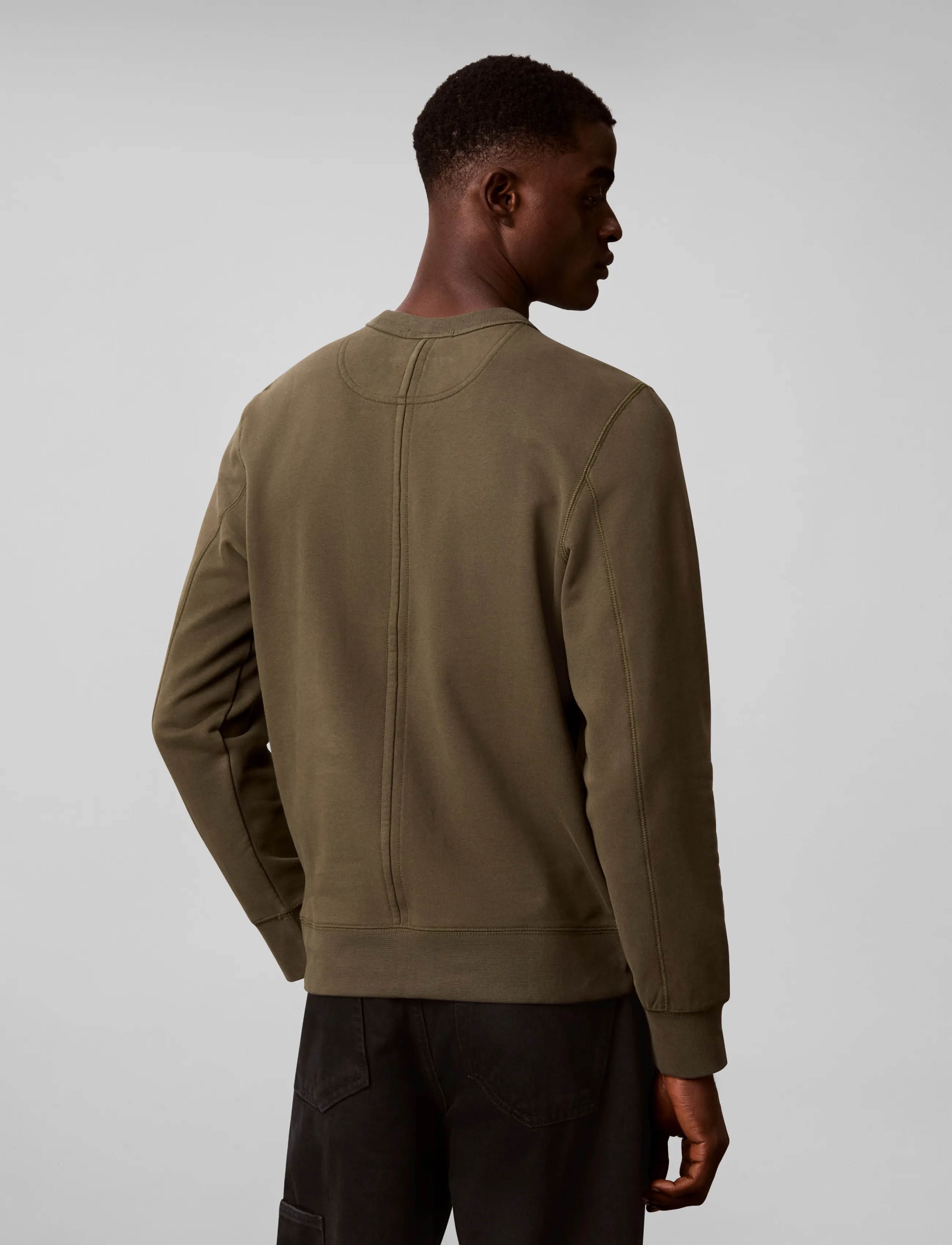 Calvin Klein Jeans - LS 350TERRY BADGE CN SWTSHRT - sweatshirts - olive night - 2