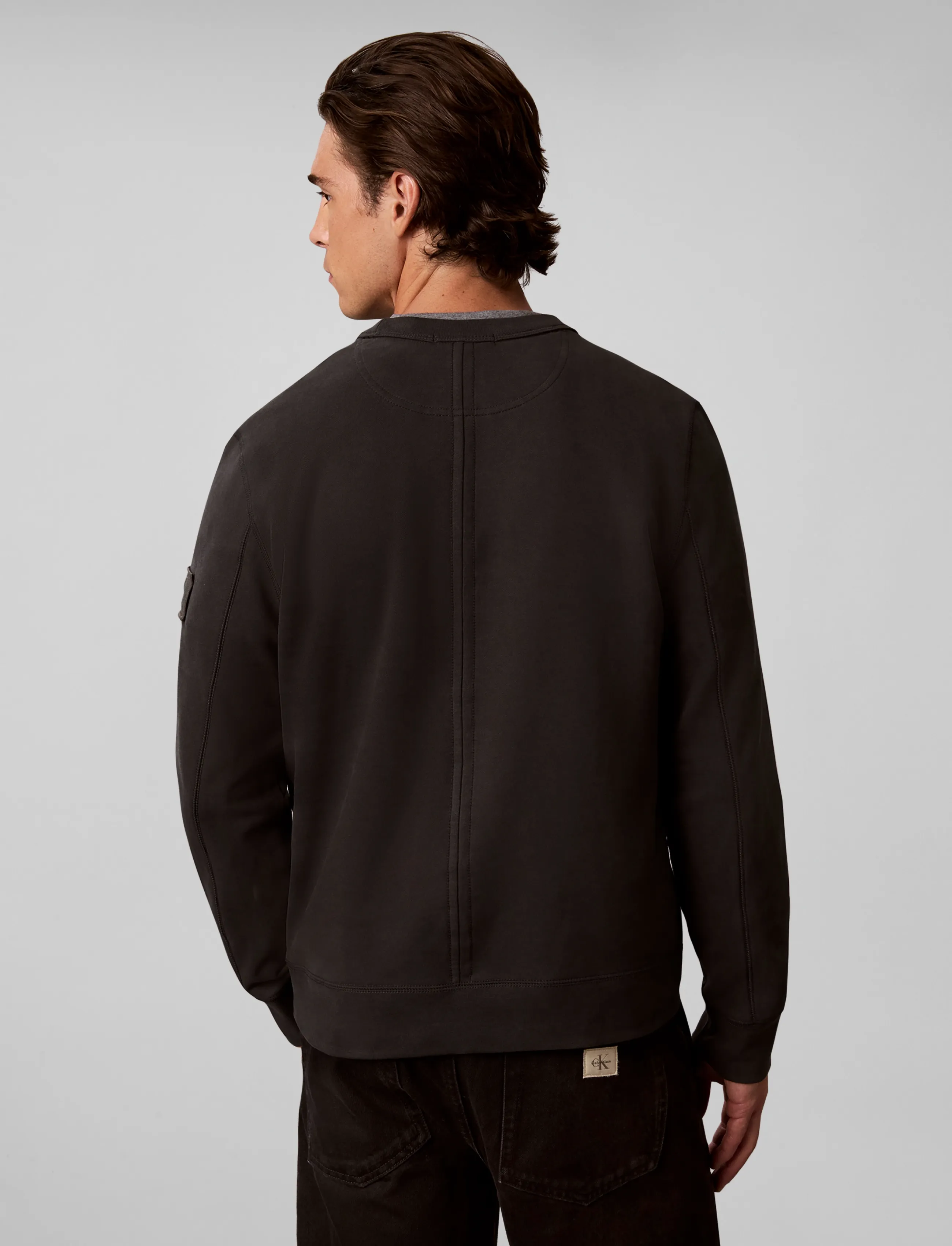 Calvin Klein Jeans - LS 350TERRY BADGE CN SWTSHRT - shoppa efter stil - pirate black - 2