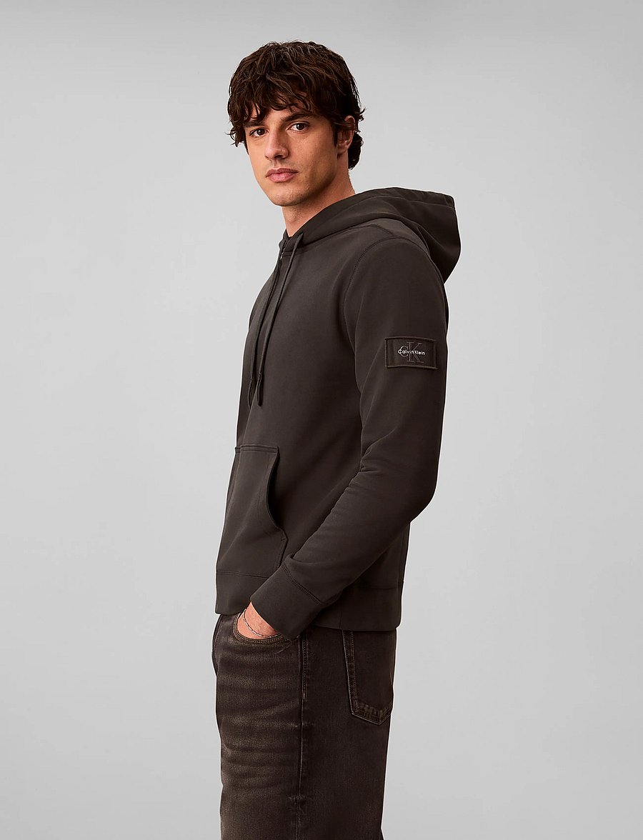 Calvin Klein Jeans - LS EU 350TERRY BADGE HOODIE - hoodies - pirate black - 5