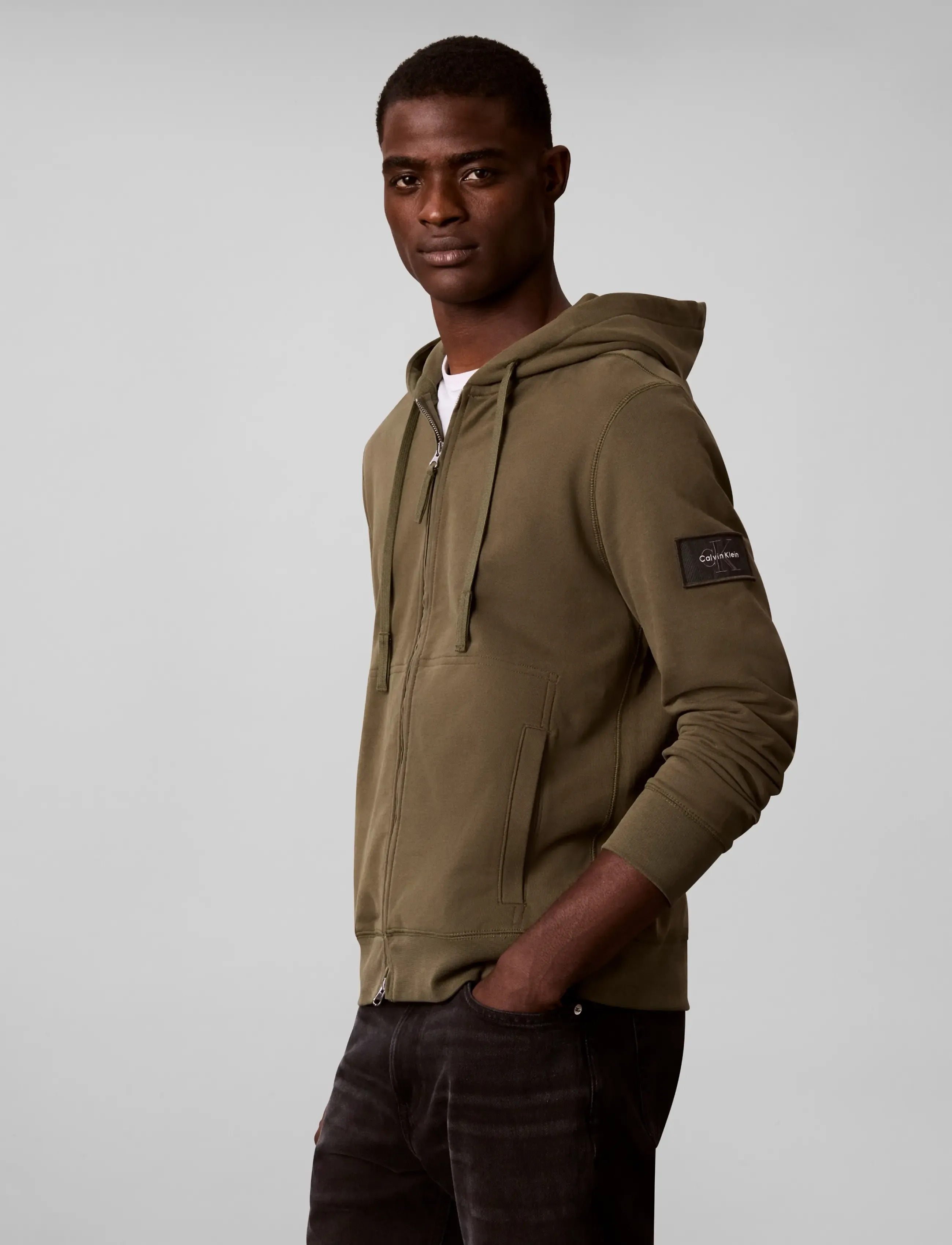 Calvin Klein Jeans - LS EU 350TERRY BADGE FZ HOODIE - kapuzenpullover - olive night - 5