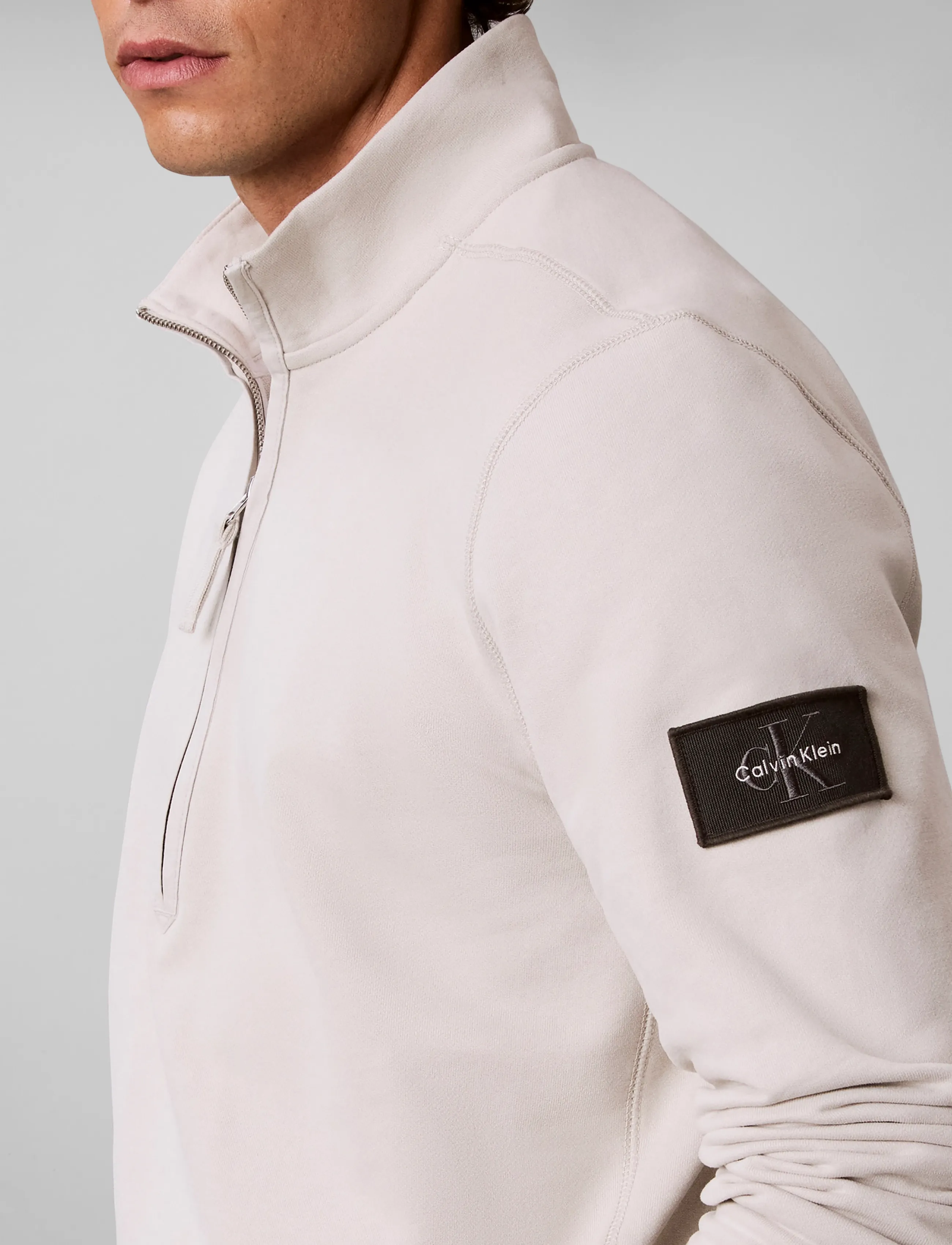 Calvin Klein Jeans LS EU 350TERRY BADGE QTR ZIP - Strik - MOONSTRUCK / cream