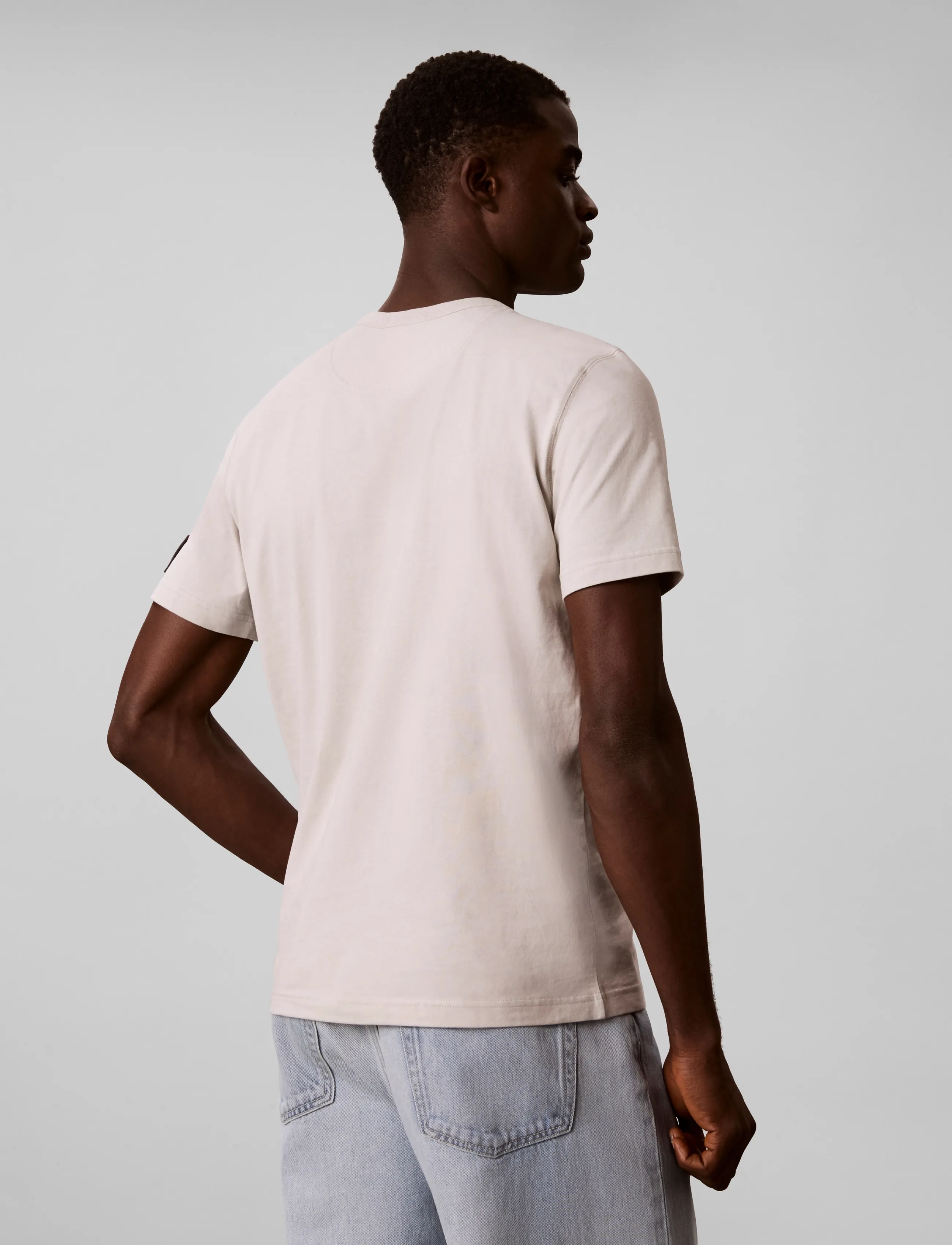 Ss Clsc Sueded Jersey Badge Tee 2
