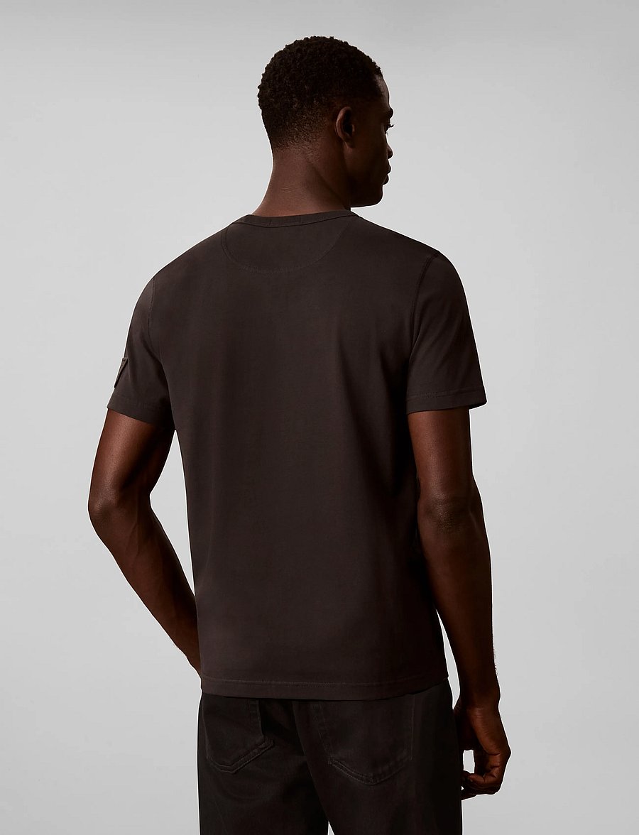 Calvin Klein Jeans - SS CLSC SUEDED JERSEY BADGE TEE - kortärmade t-shirts - pirate black - 2