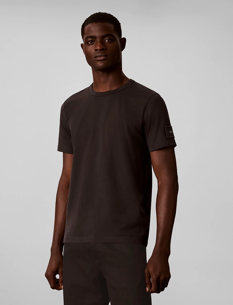 Calvin Klein Jeans - SS CLSC SUEDED JERSEY BADGE TEE - kortärmade t-shirts - pirate black - 3