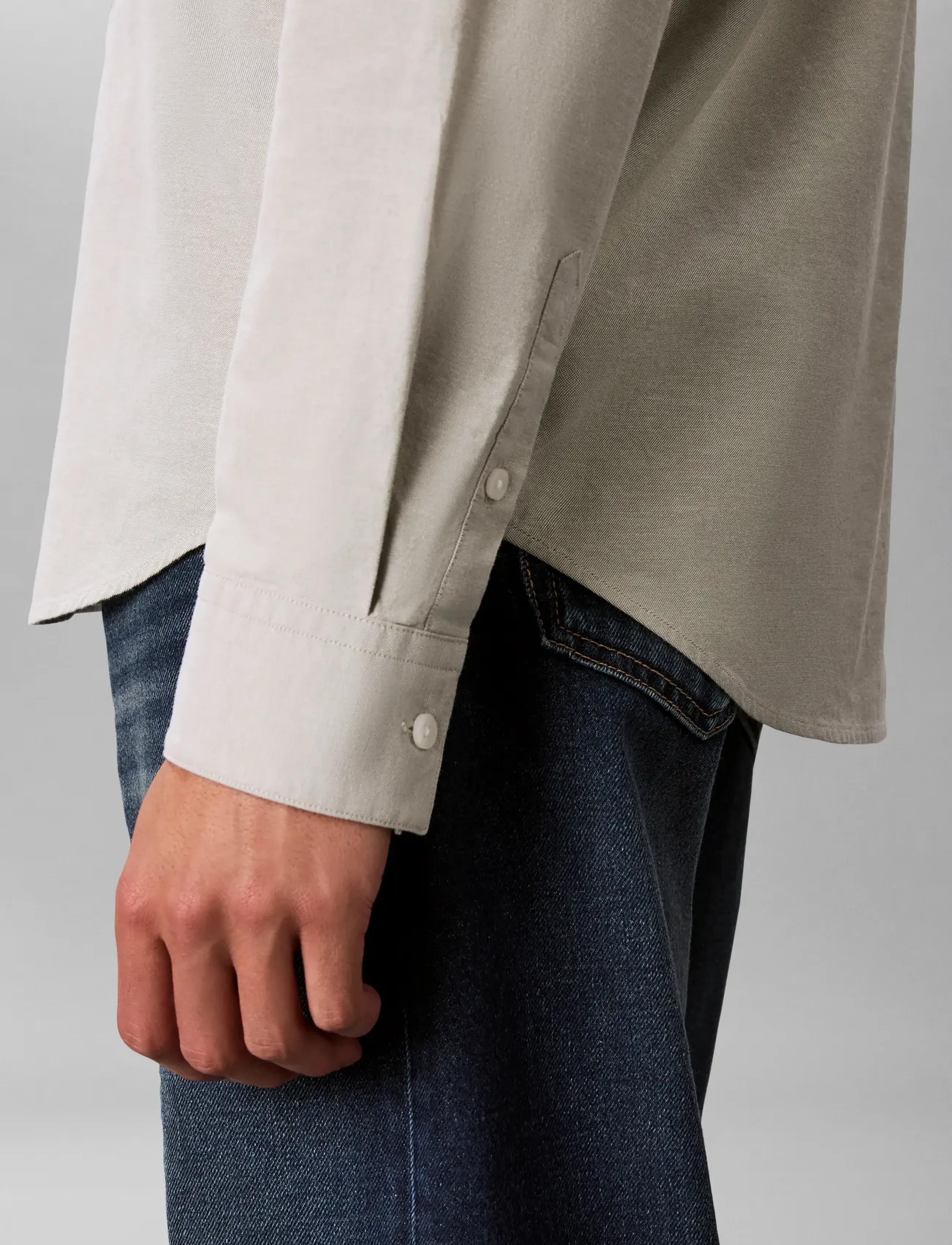 Calvin Klein Jeans - LS SOLID OXFORD CLASSIC SHIRT - premium-styles - oil green - 5