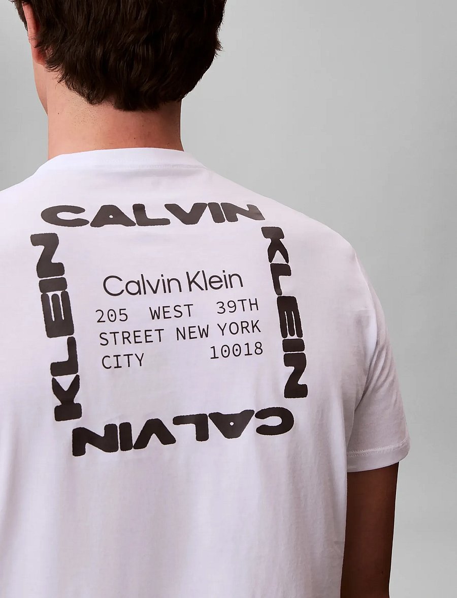 Calvin Klein Jeans - SS 30S WHSL CKJ CK BOX GRAPHIC T - lühikeste varrukatega t-särgid - brilliant white - 4
