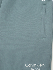 Calvin Klein - CKJ STACK LOGO SWEATPANTS - dressipüksid - goblin blue - 2