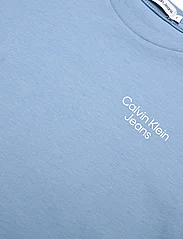 Calvin Klein - CKJ STACK LOGO T-SHIRT - short-sleeved t-shirts - dusk blue - 2